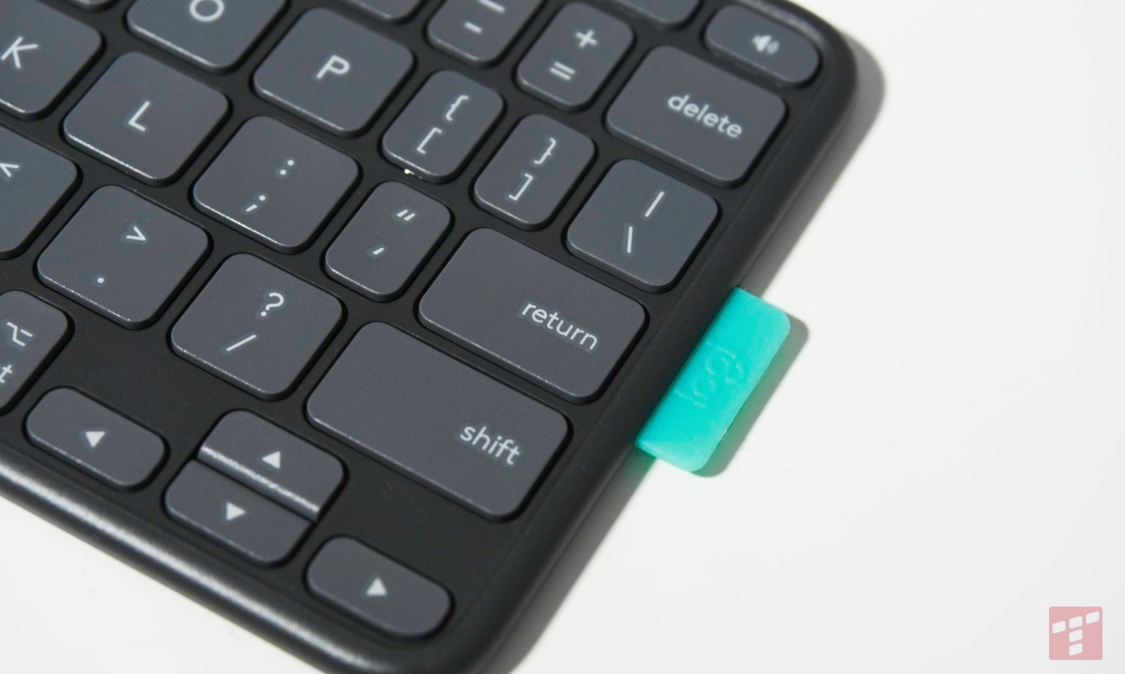 Etui z kryzysem tożsamości. Test Logitech Flip Folio