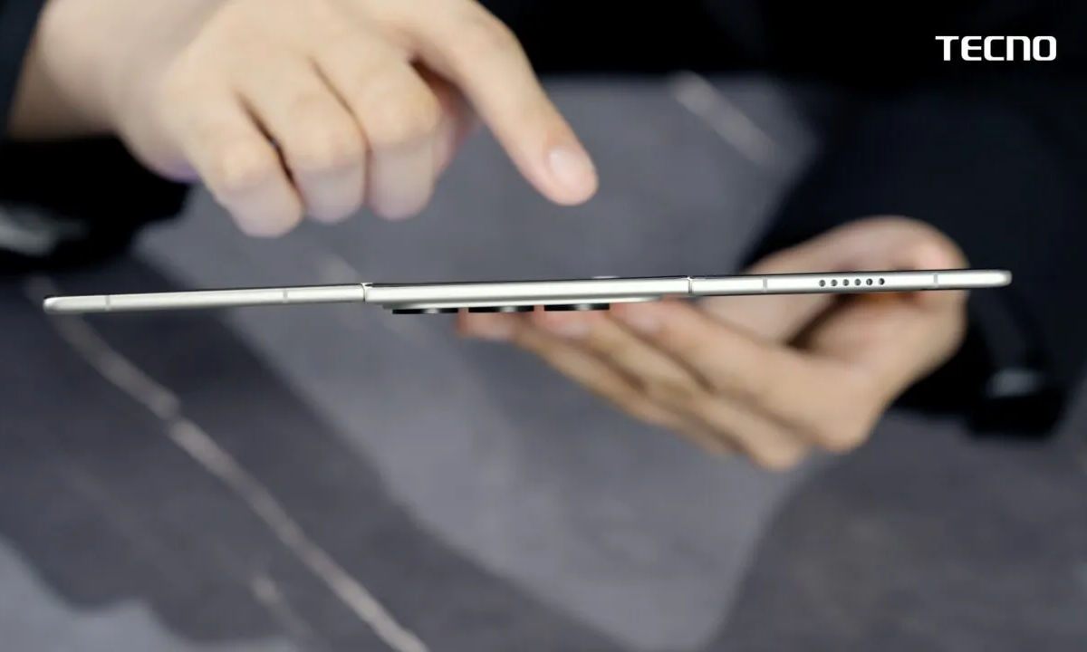 Samsung Galaxy G Fold się opóźnia, a Tecno już ma to na to odpowiedź