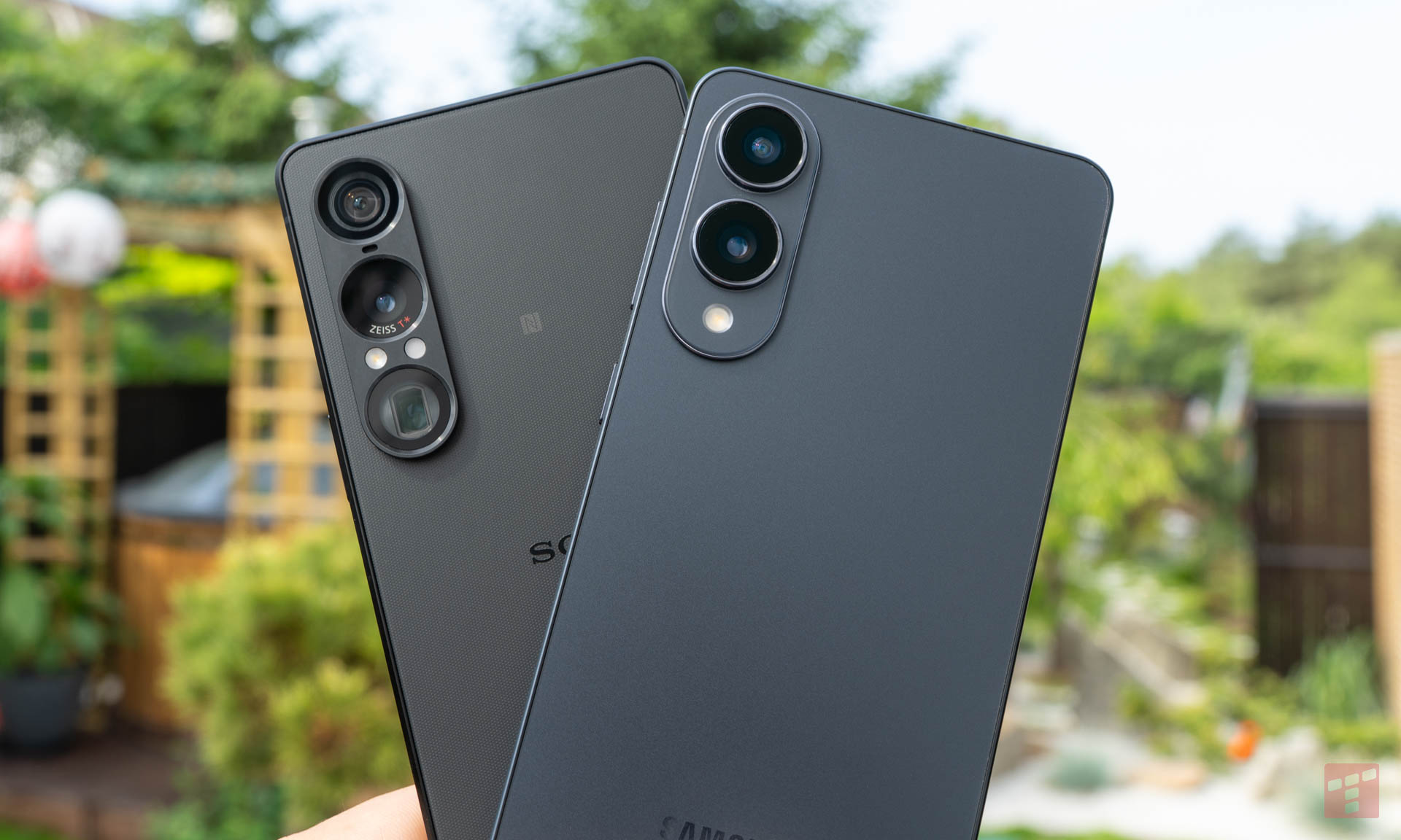 Galaxy S25 Edge vs Xperia 1 VII. Który smartfon robi lepsze zdjęcia?