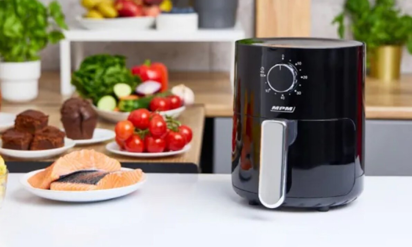 Media Expert ostatecznie pozamiatało. Air Fryer za 99,99 zł