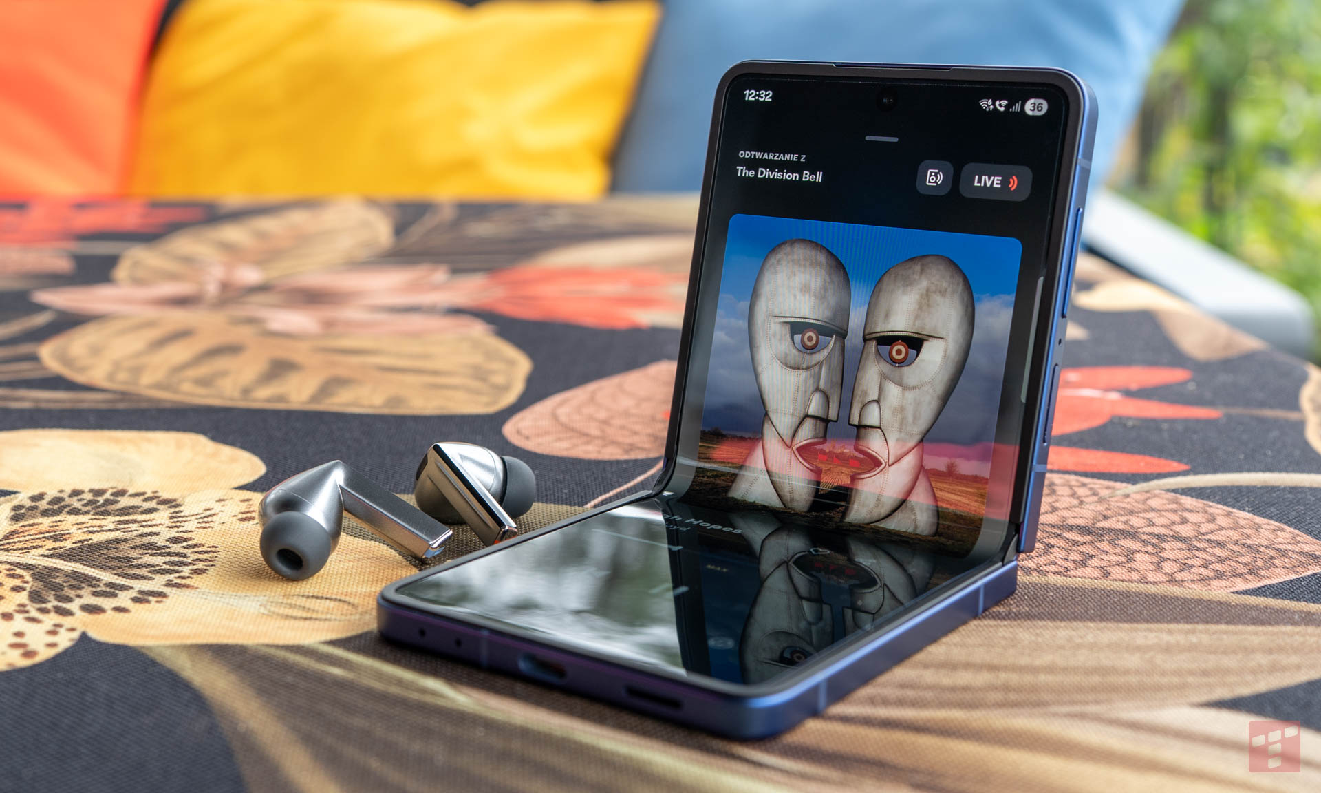 Samsung Galaxy Z Flip7 jest piękny. Ale czy to wystarczy? (test)