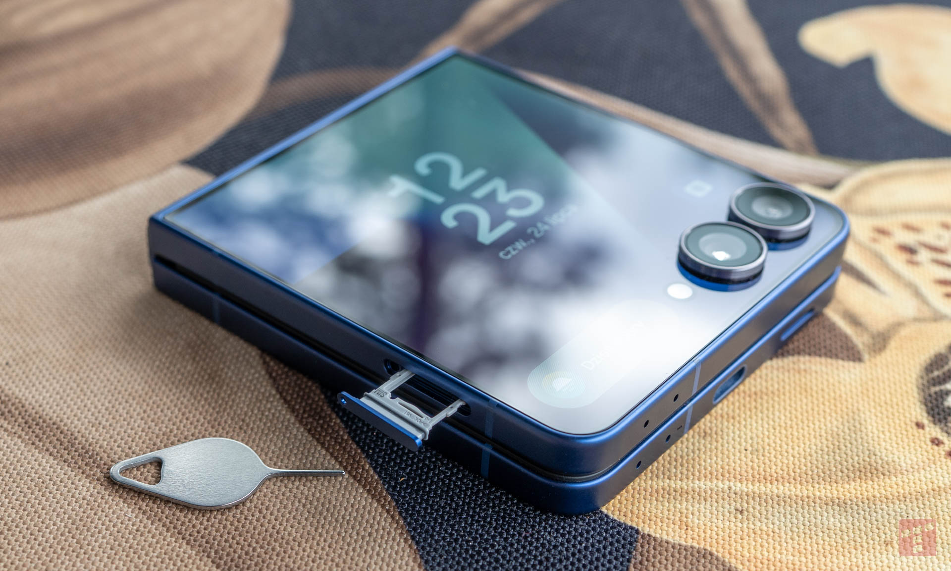 Samsung Galaxy Z Flip7 jest piękny. Ale czy to wystarczy? (test)