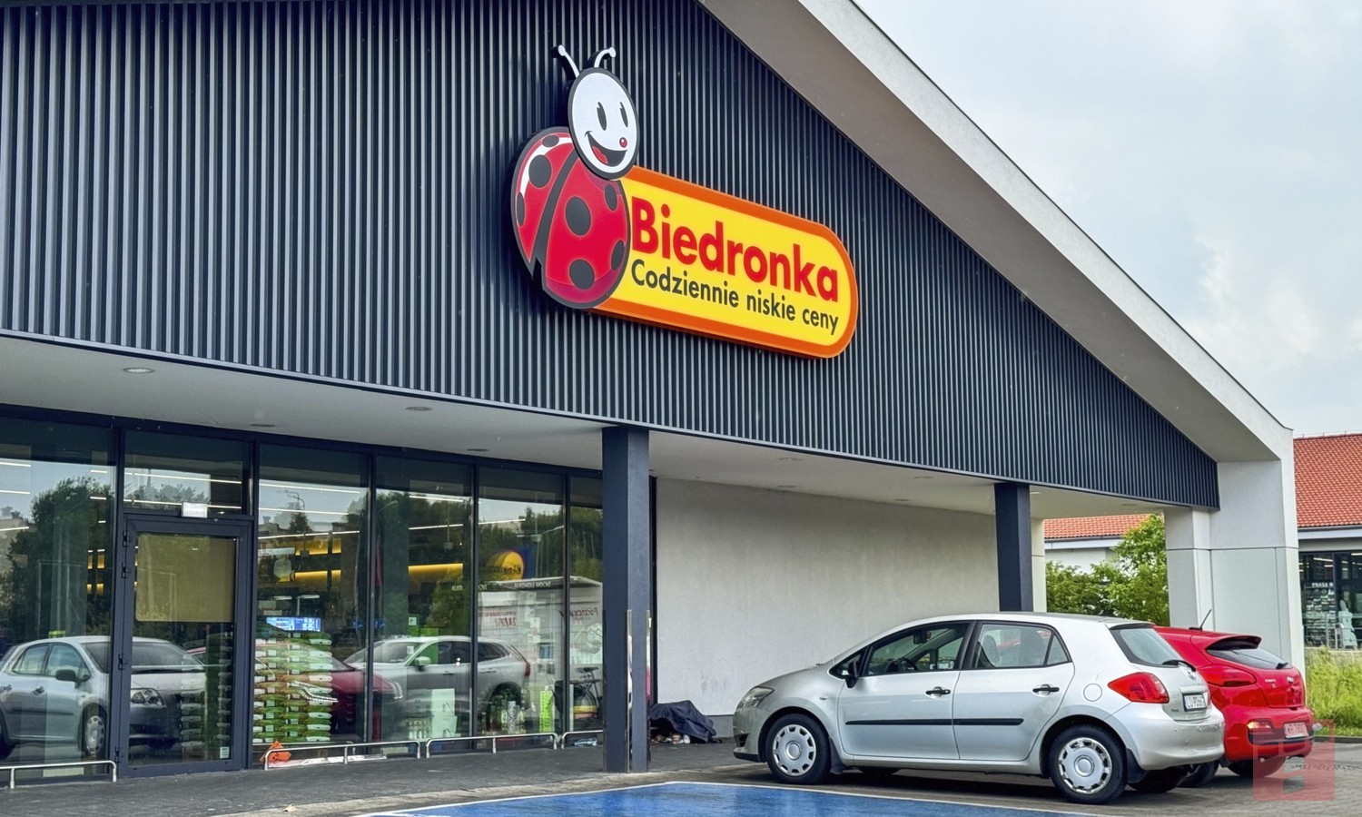 Biedronka ostrzega klientów. To będzie falstart