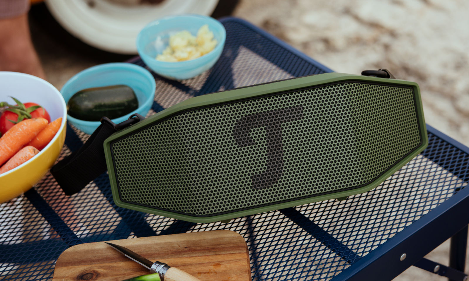 Niemiecka odpowiedź na JBL Boombox. Oto Teufel ROCKSTER CROSS 2