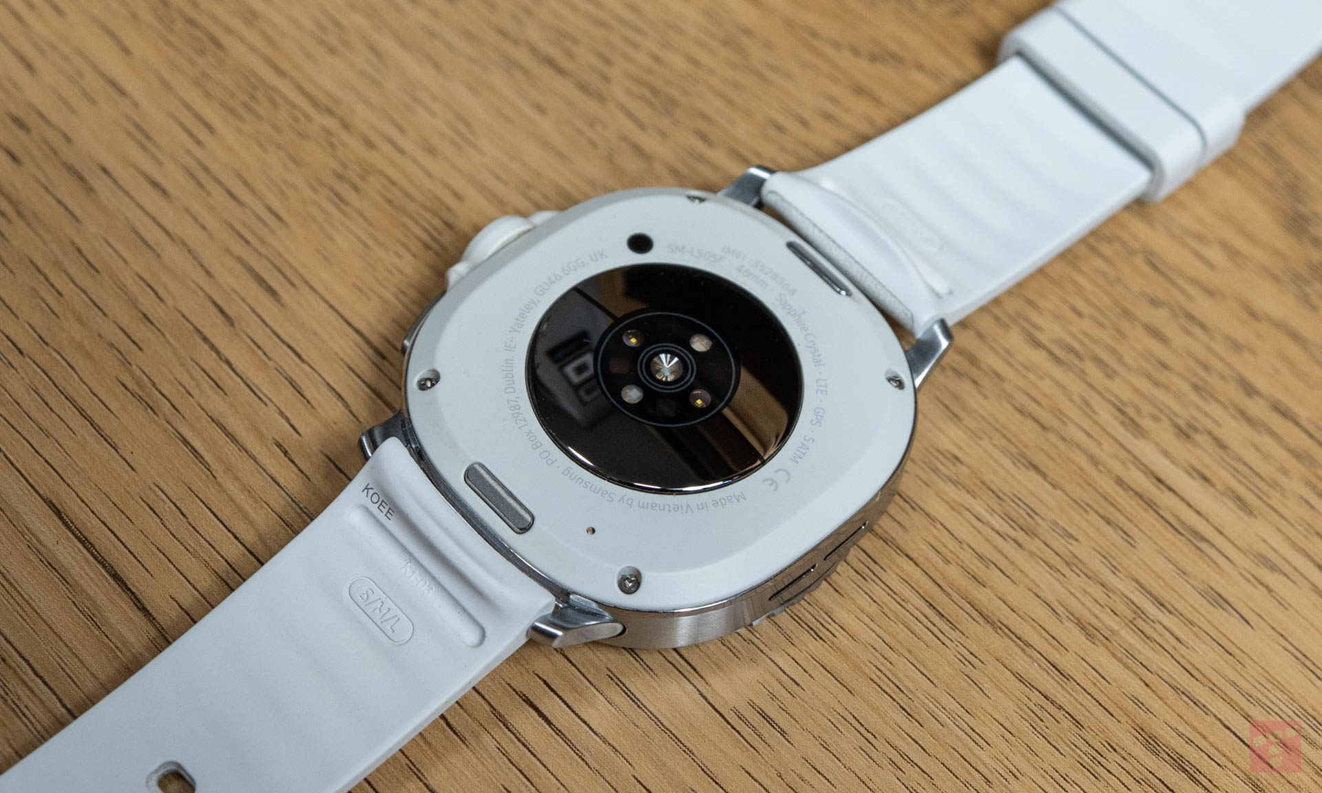 Galaxy Watch8 Classic – kultowy pierścień i nowoczesność, ale z wadami (test)