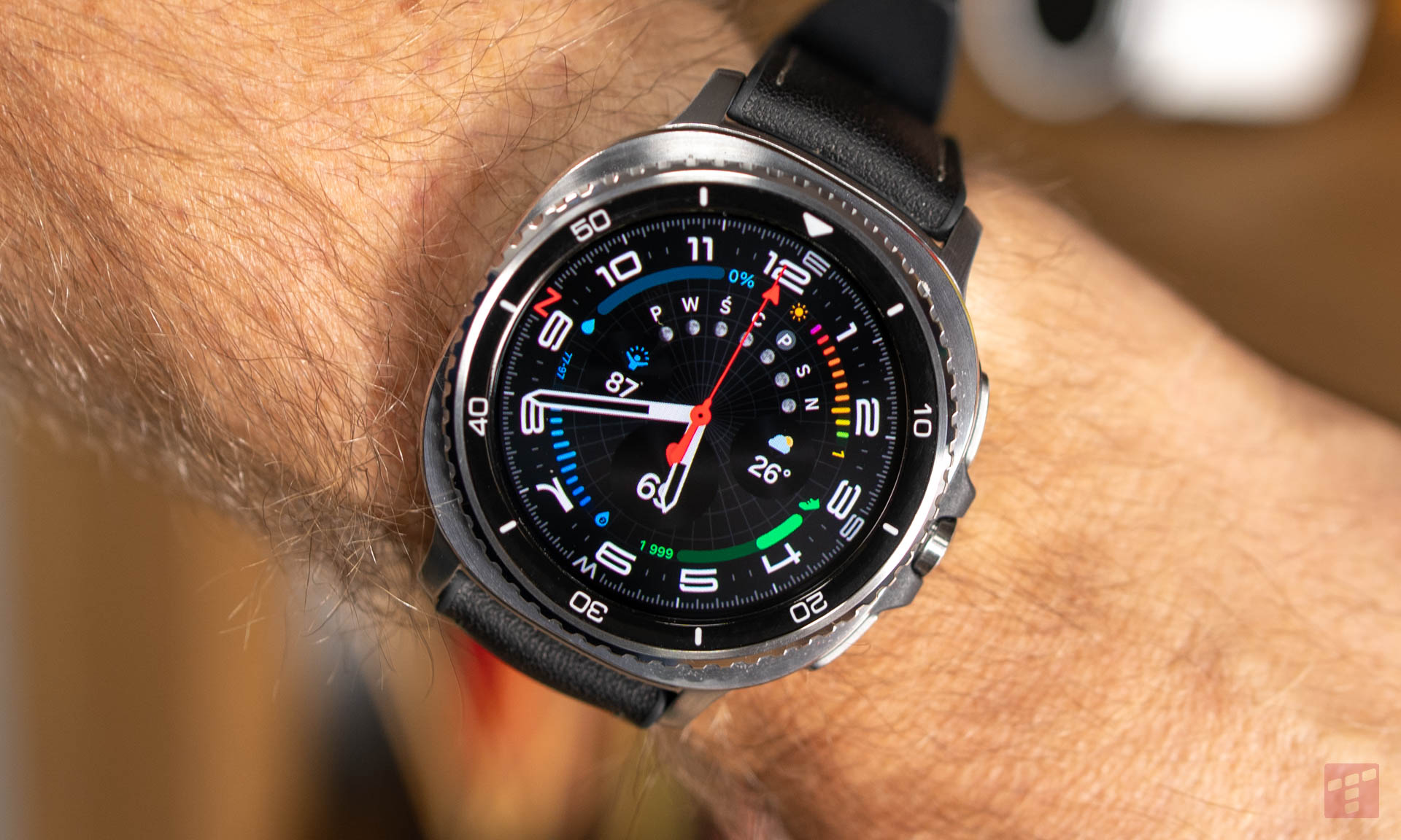 Galaxy Watch8 Classic – kultowy pierścień i nowoczesność, ale z wadami (test)