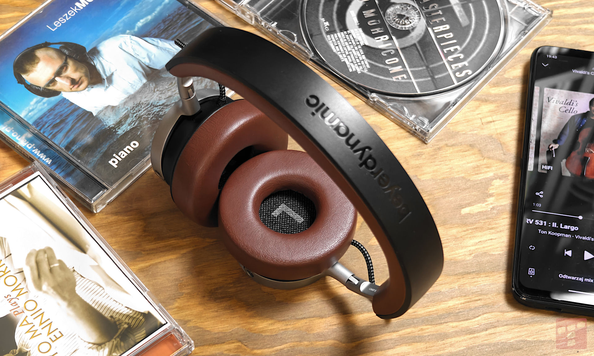 Beyerdynamic Aventho 100: legenda, styl retro i bezstratny aptX (test)