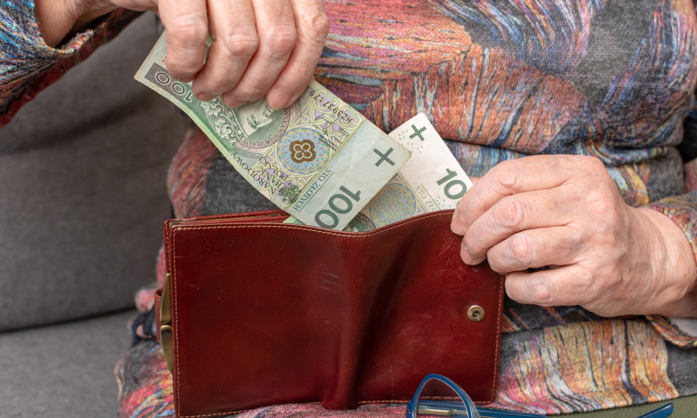 Czujność uratowała seniorkę. Mogła stracić oszczędności