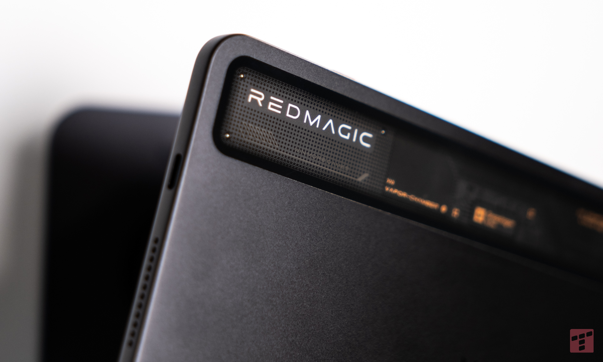 Ten REDMAGIC to najlepszy tablet z Androidem. Dajcie mi gier! (test)