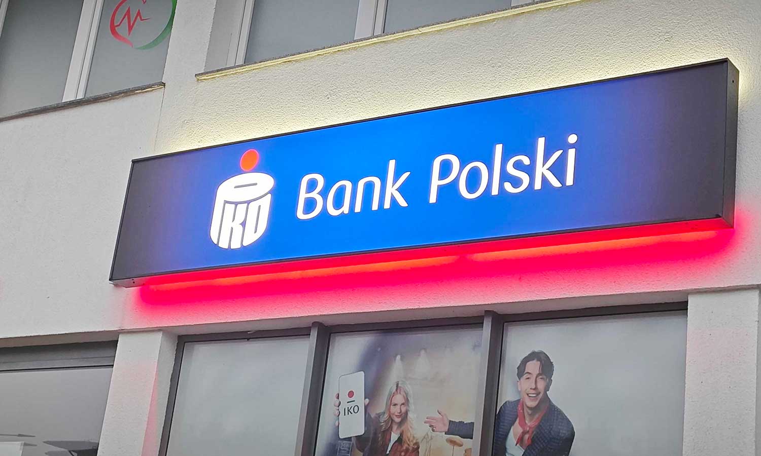 Ważny komunikat PKO BP: czeka nas brak dostępu do konta przez pół dnia