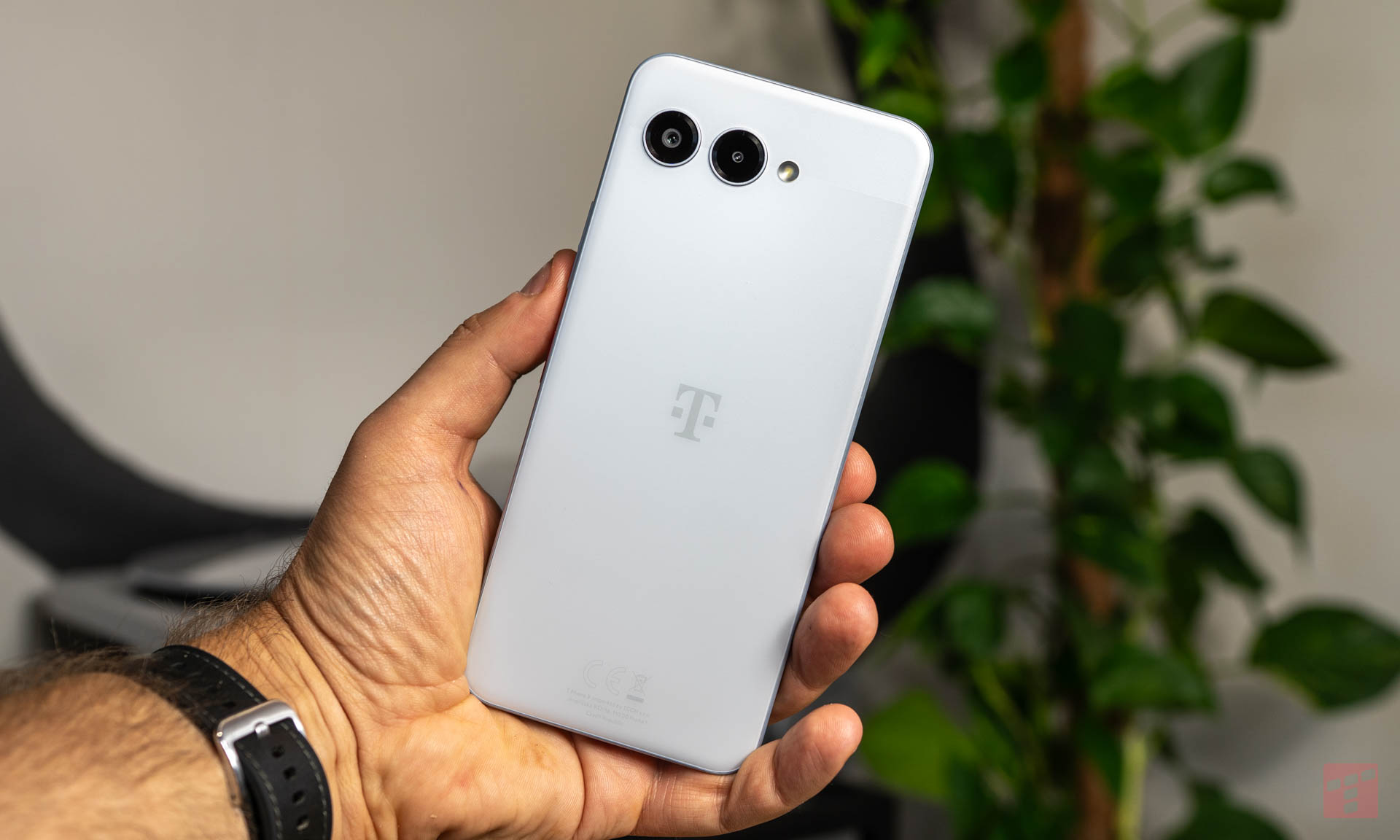 T Phone 3 ma asa w rękawie. Tego nie znajdziesz u konkurencji (test)