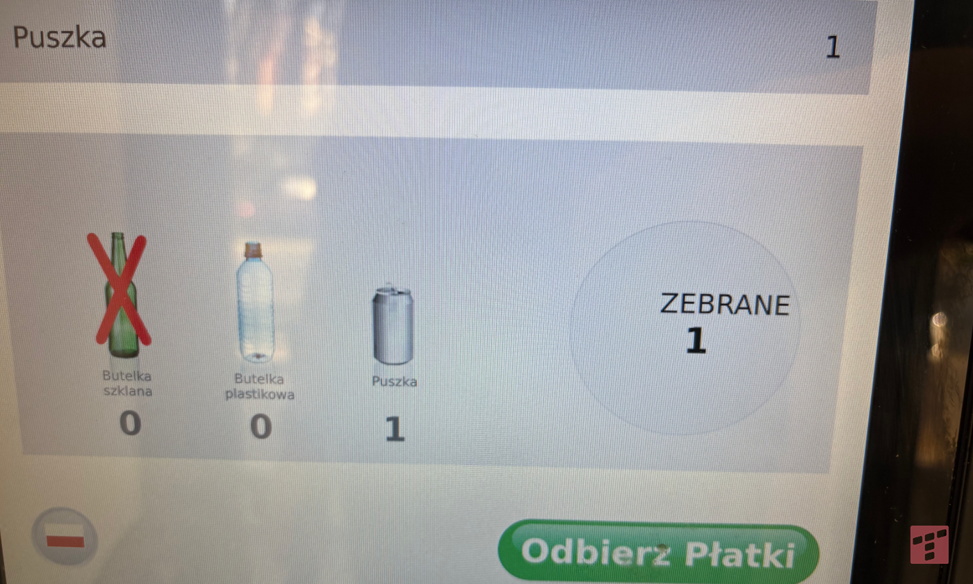 Stokrotka zawstydziła Lidla. Butelkomaty tych sieci to niebo, a ziemia