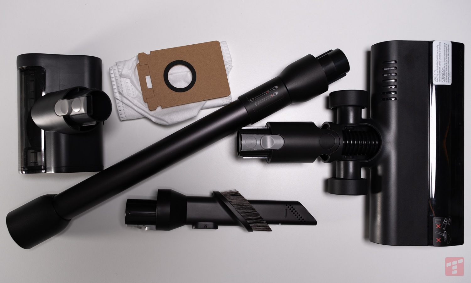 Roborock H60 Hub Ultra - odkurzacz marzenie? No mowa (test)