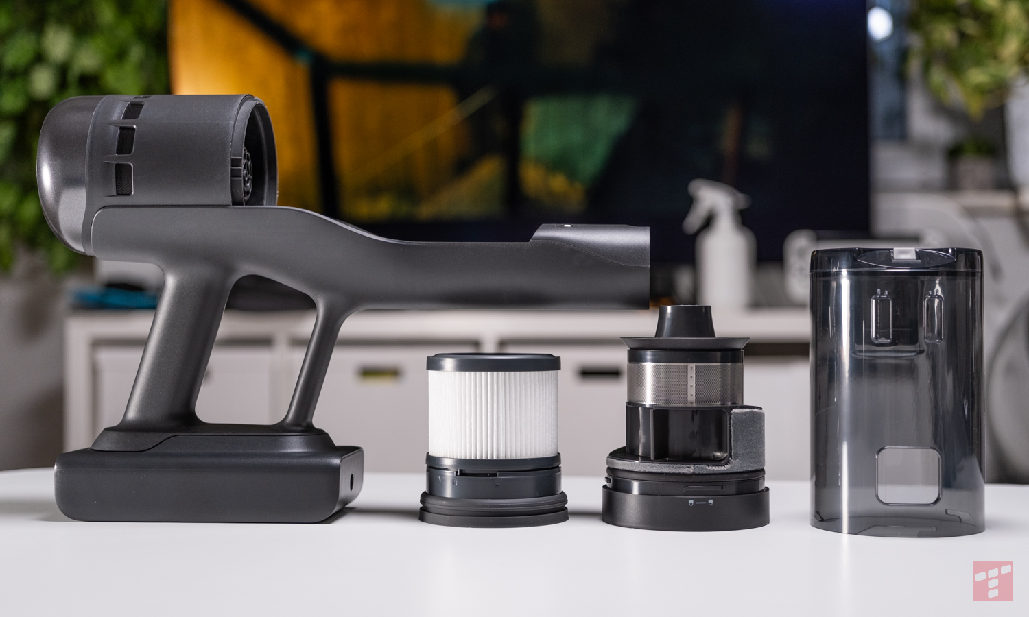 Roborock H60 Hub Ultra - odkurzacz marzenie? No mowa (test)