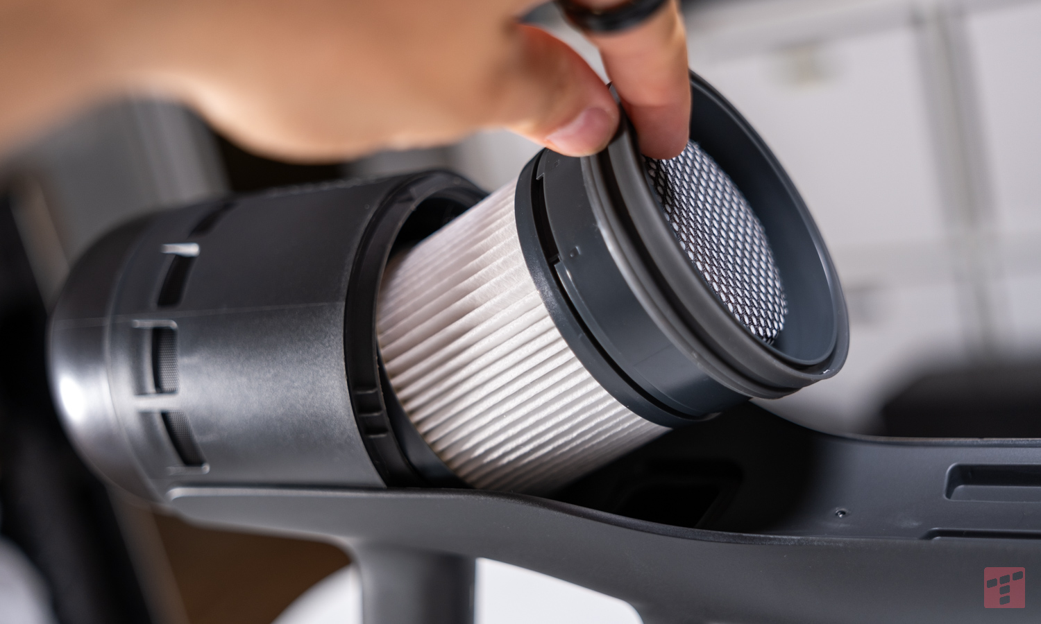 Roborock H60 Hub Ultra - odkurzacz marzenie? No mowa (test)
