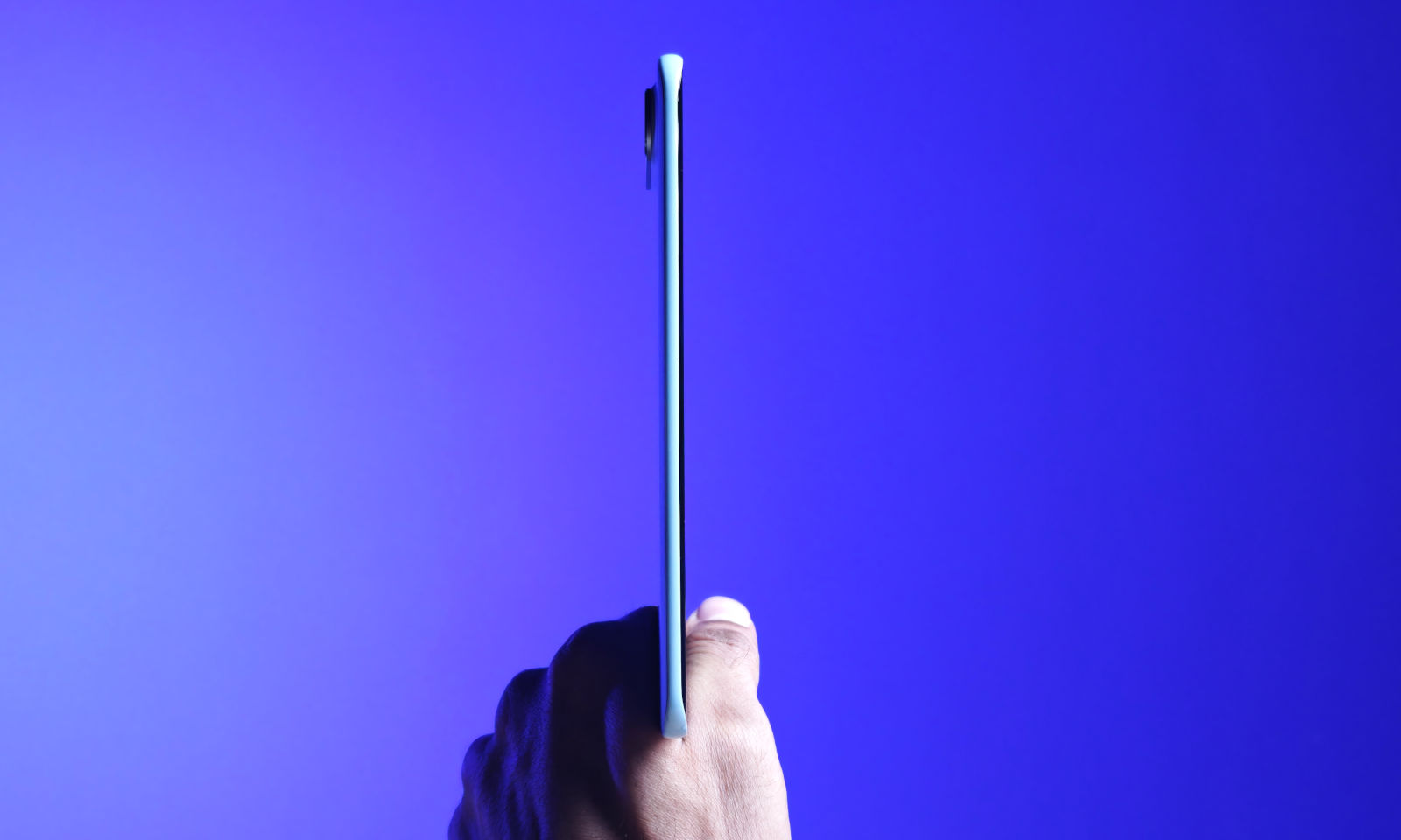 Tecno Spark Slim i Pova Slim: dwa ultracienkie smartfony poniżej 6 mm