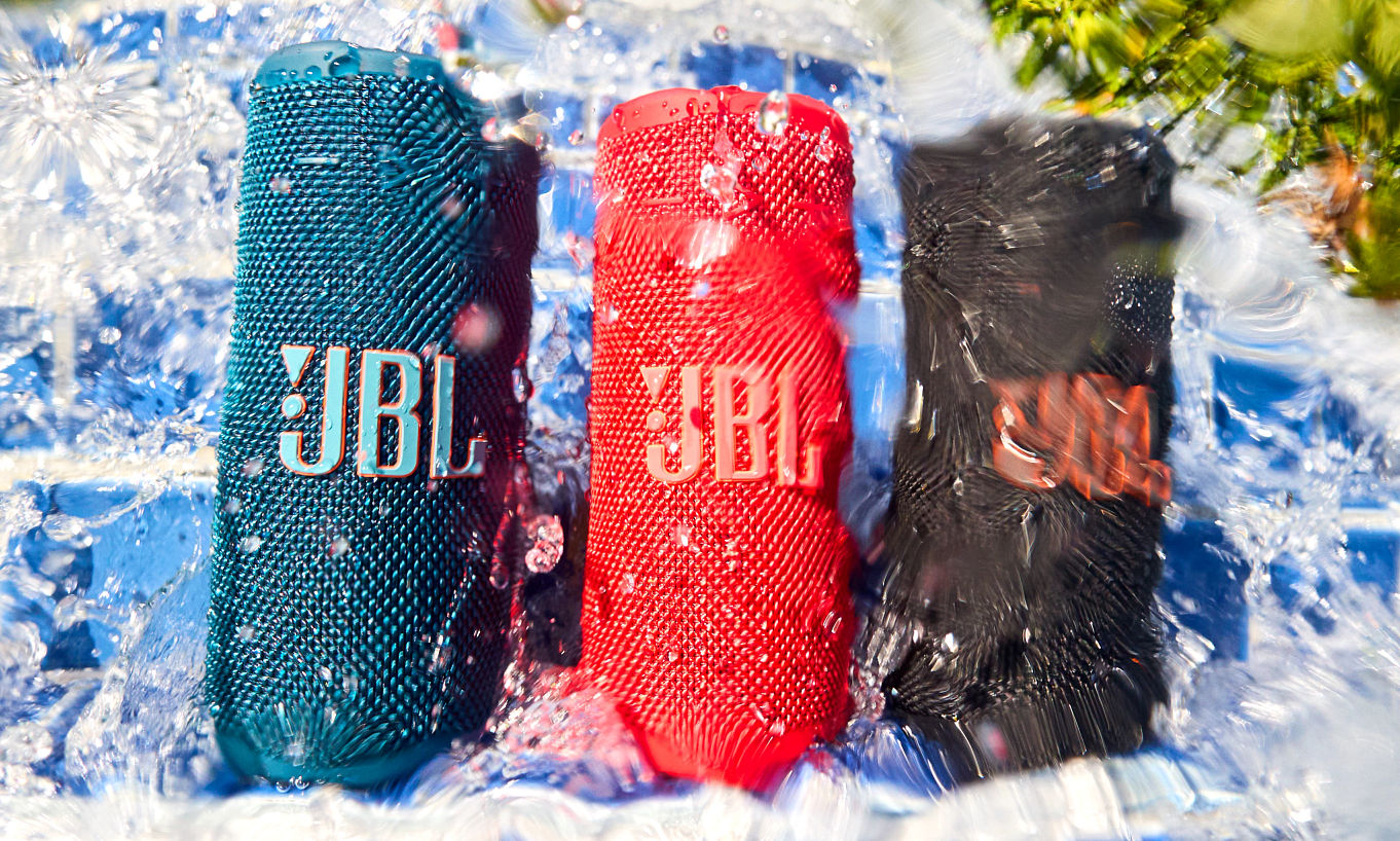 JBL Grip: z tym głośnikiem narobisz hałasu. Ma też kolorowe oświetlenie