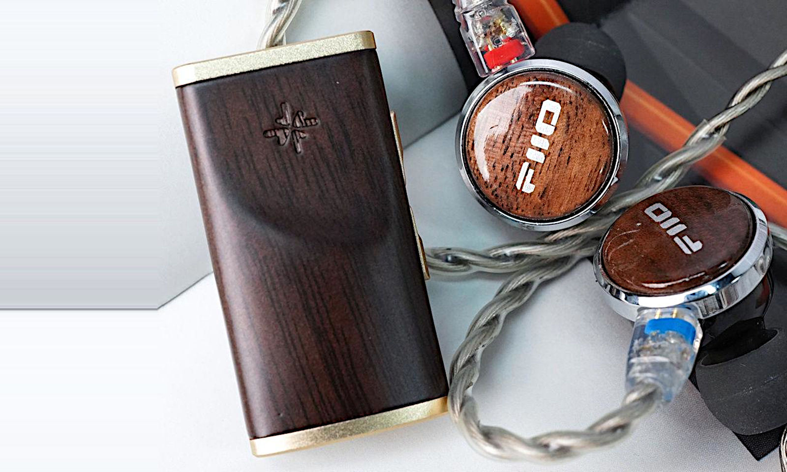 FiiO Snowsky Melody, drewniany DAC-AMP już w Polsce