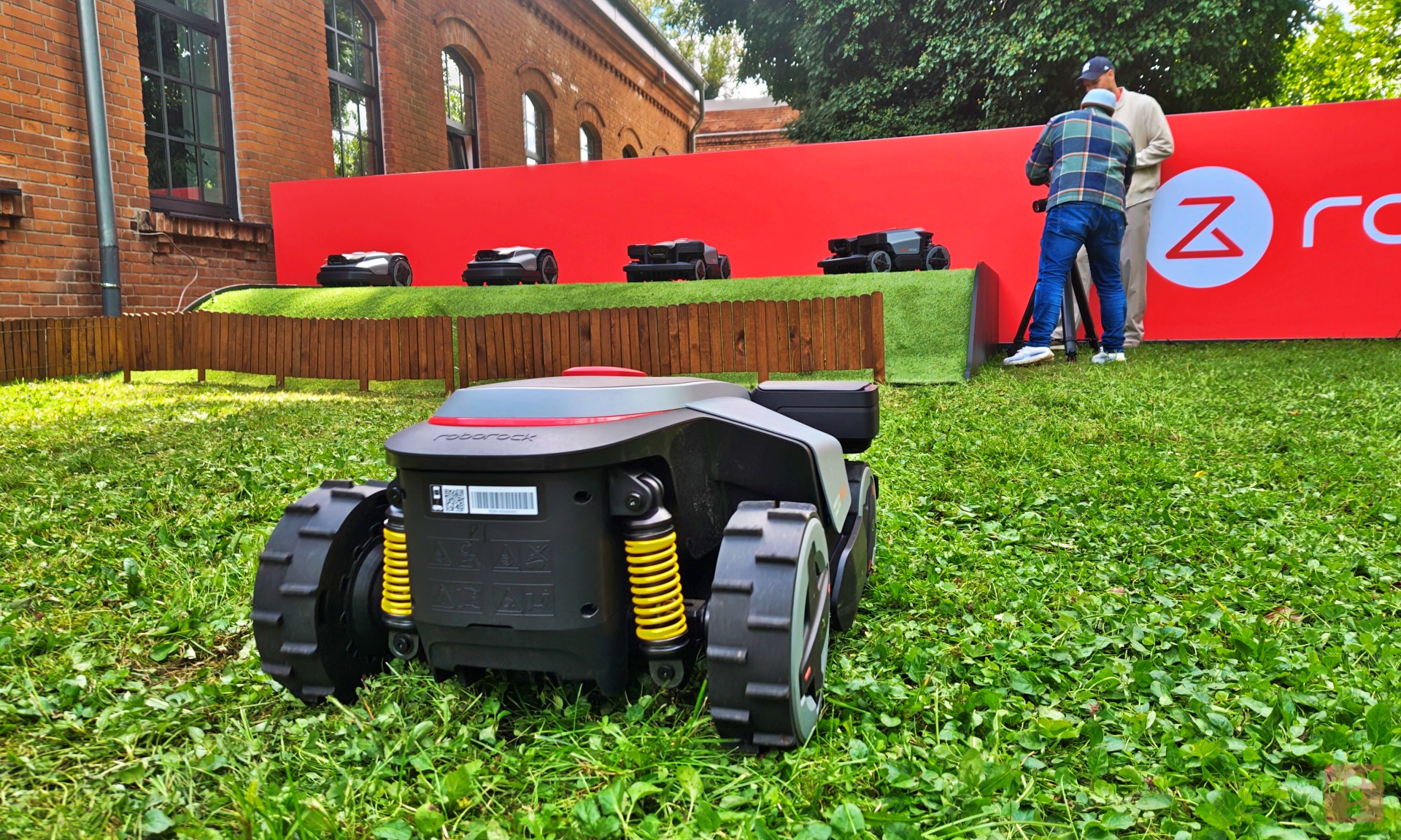 Przyszłość robotów koszących? Producent uchylił rąbka tajemnicy