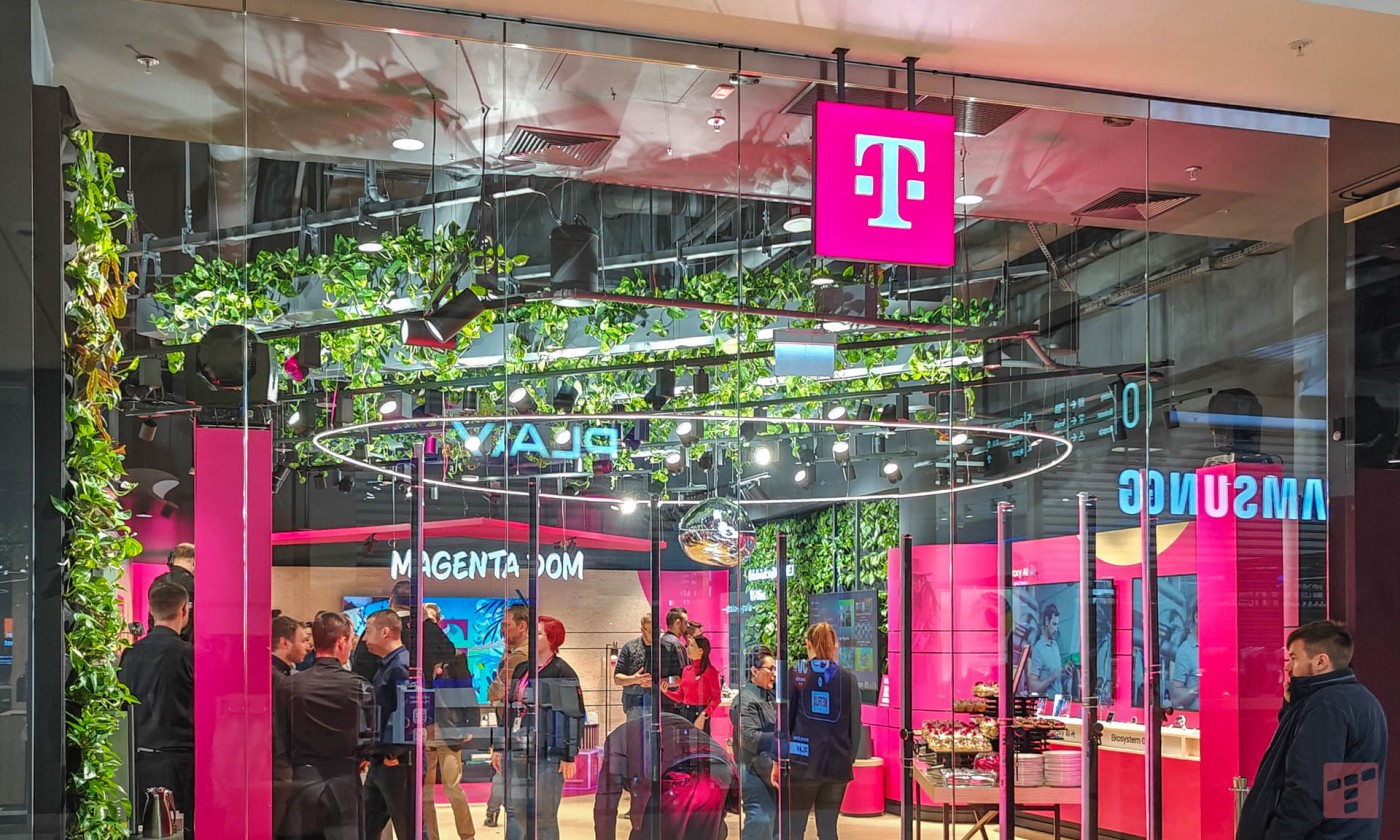 T-Mobile rozpieszcza kibiców, ale nie ma za darmo
