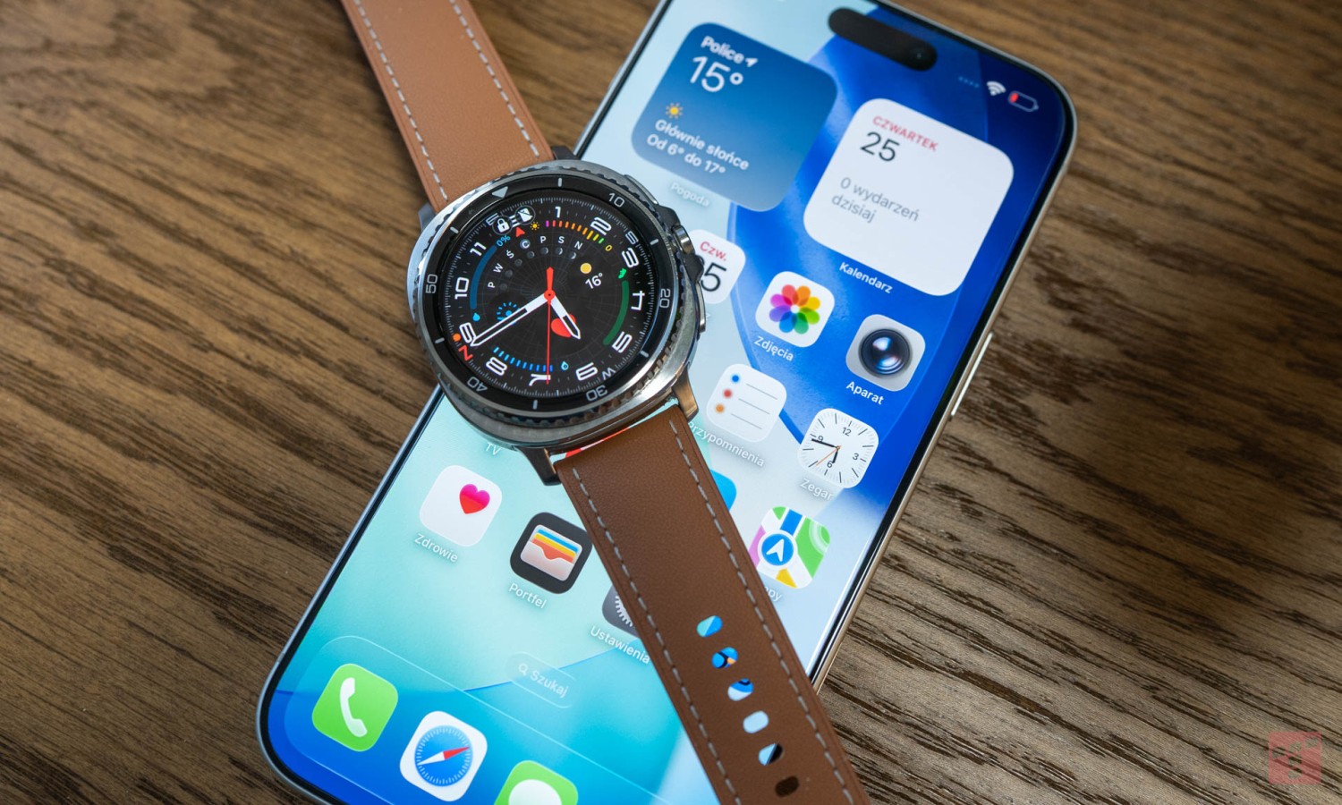 Apple się poddaje. iPhone dogada się z zegarkiem innego producenta