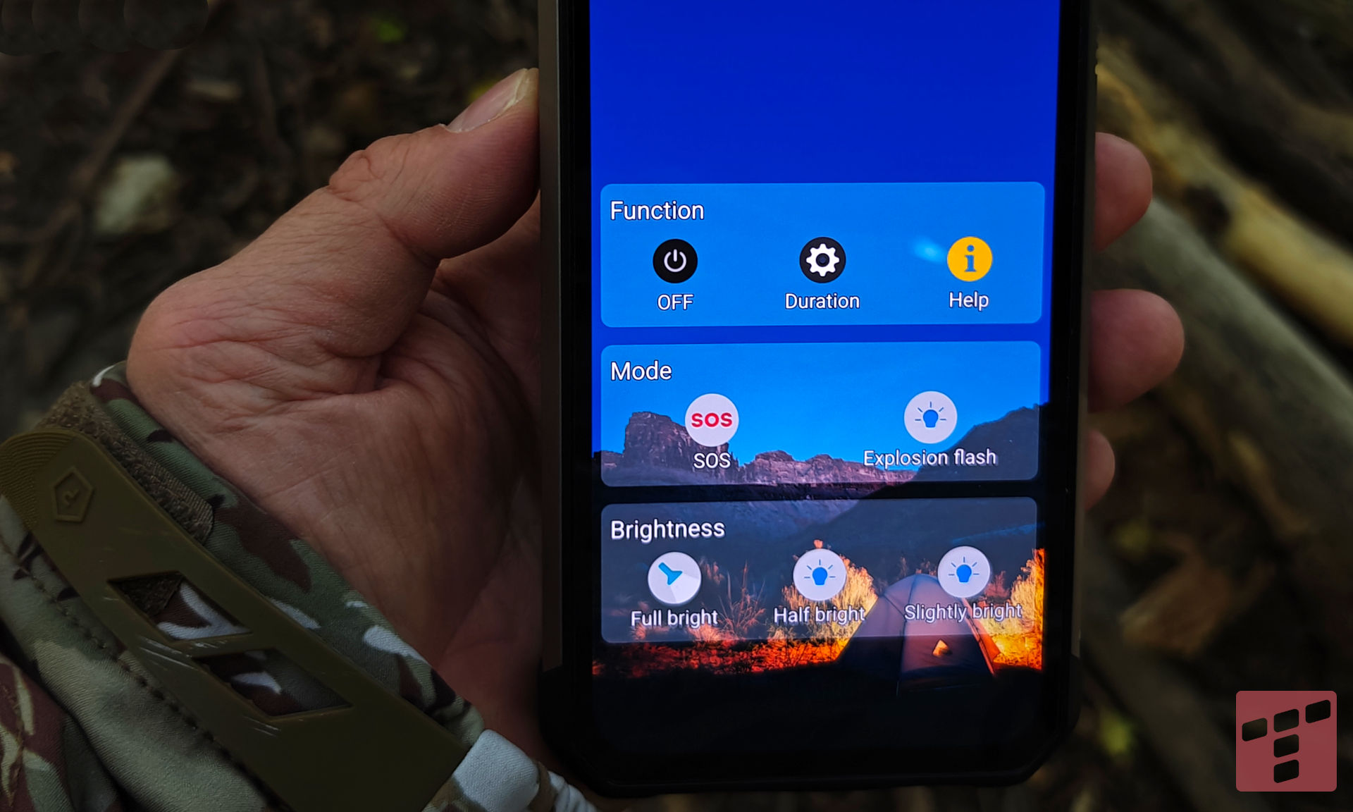 Tank 4 Pro: czołg z projektorem i ekranem AMOLED (test)