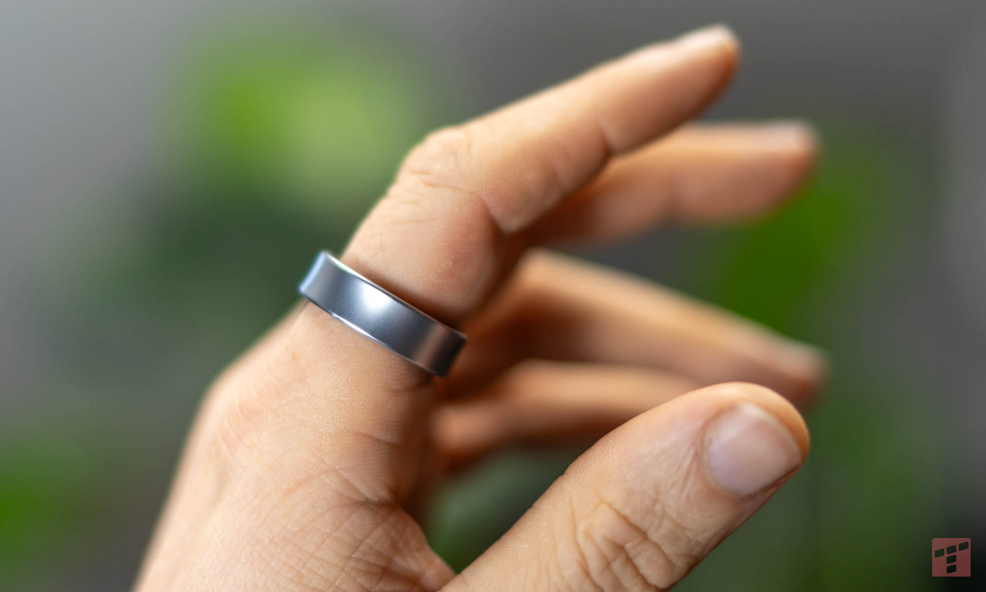 Galaxy Ring uwięził youtubera. Musieli go ściągać w szpitalu