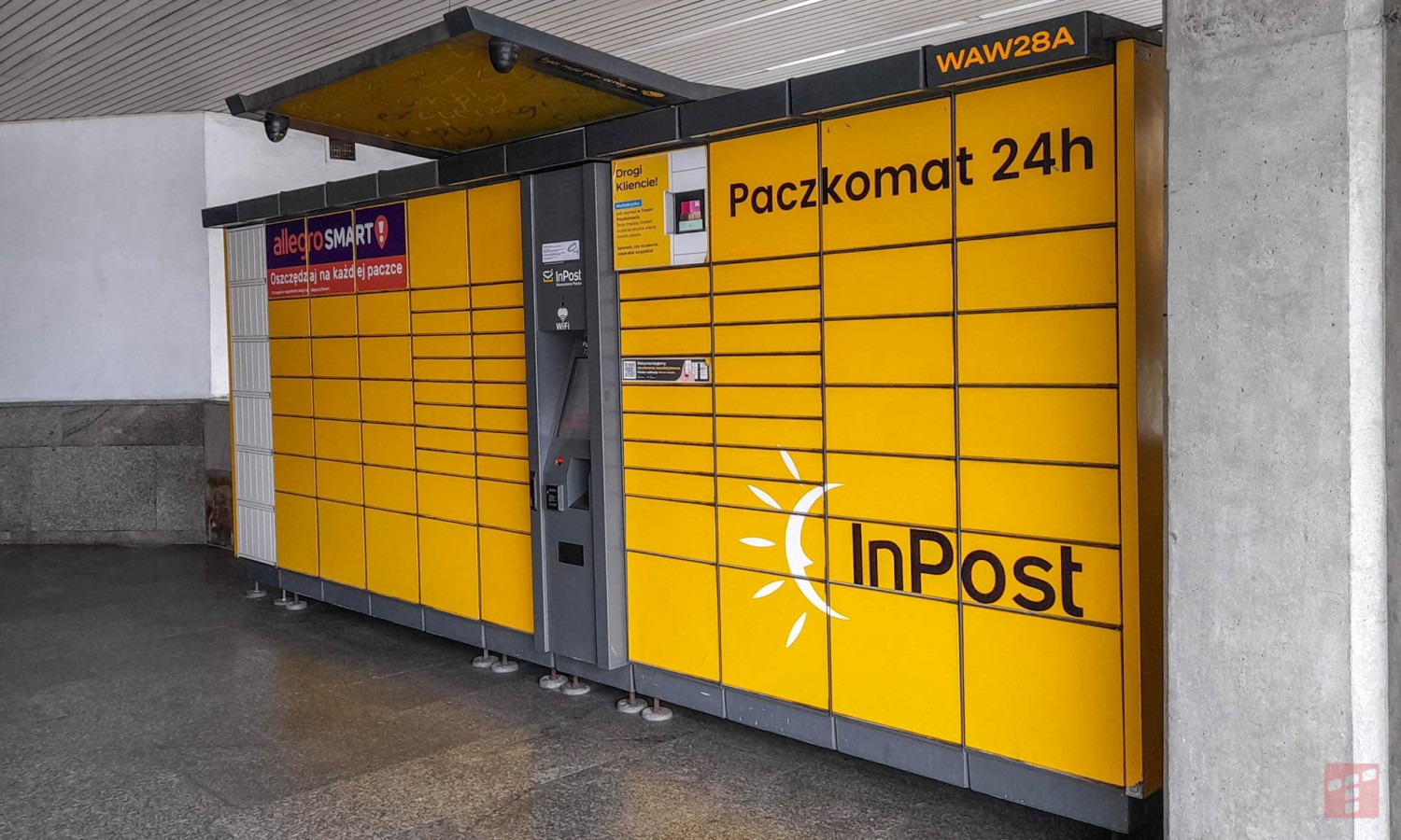 Między Allegro i InPost szorstko, ale klienci zyskują. Będzie taniej