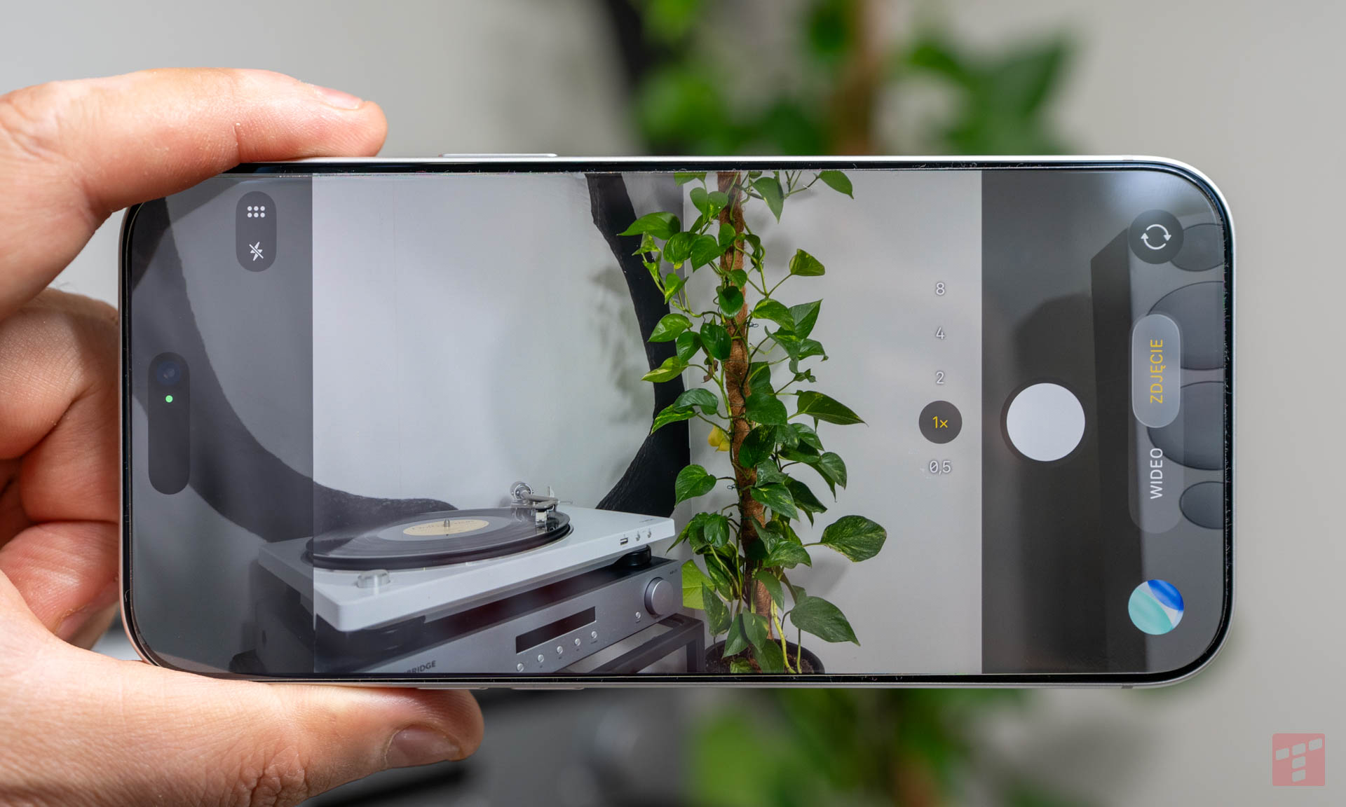 iPhone 17 Pro Max – piękny, potężny i… wciąż nie do końca dla Polaków (test)
