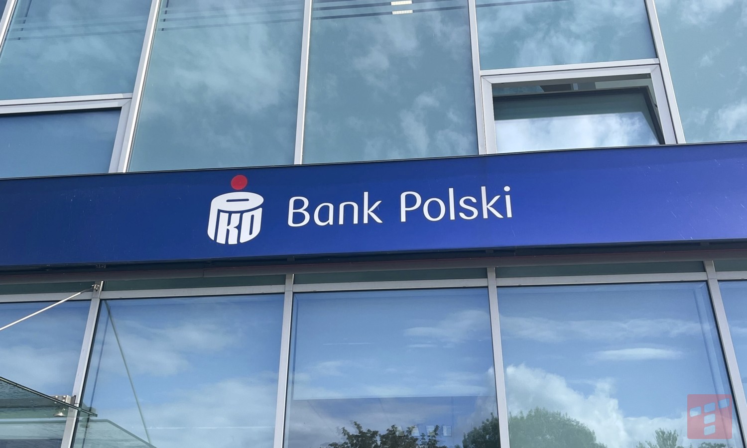 PKO BP wydał pilne ostrzeżenie. Taki błąd będzie opłakany w skutkach