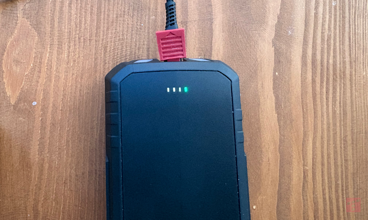Lidl ma w promocji tak dobry powerbank, że lepiej zostań w domu (test)