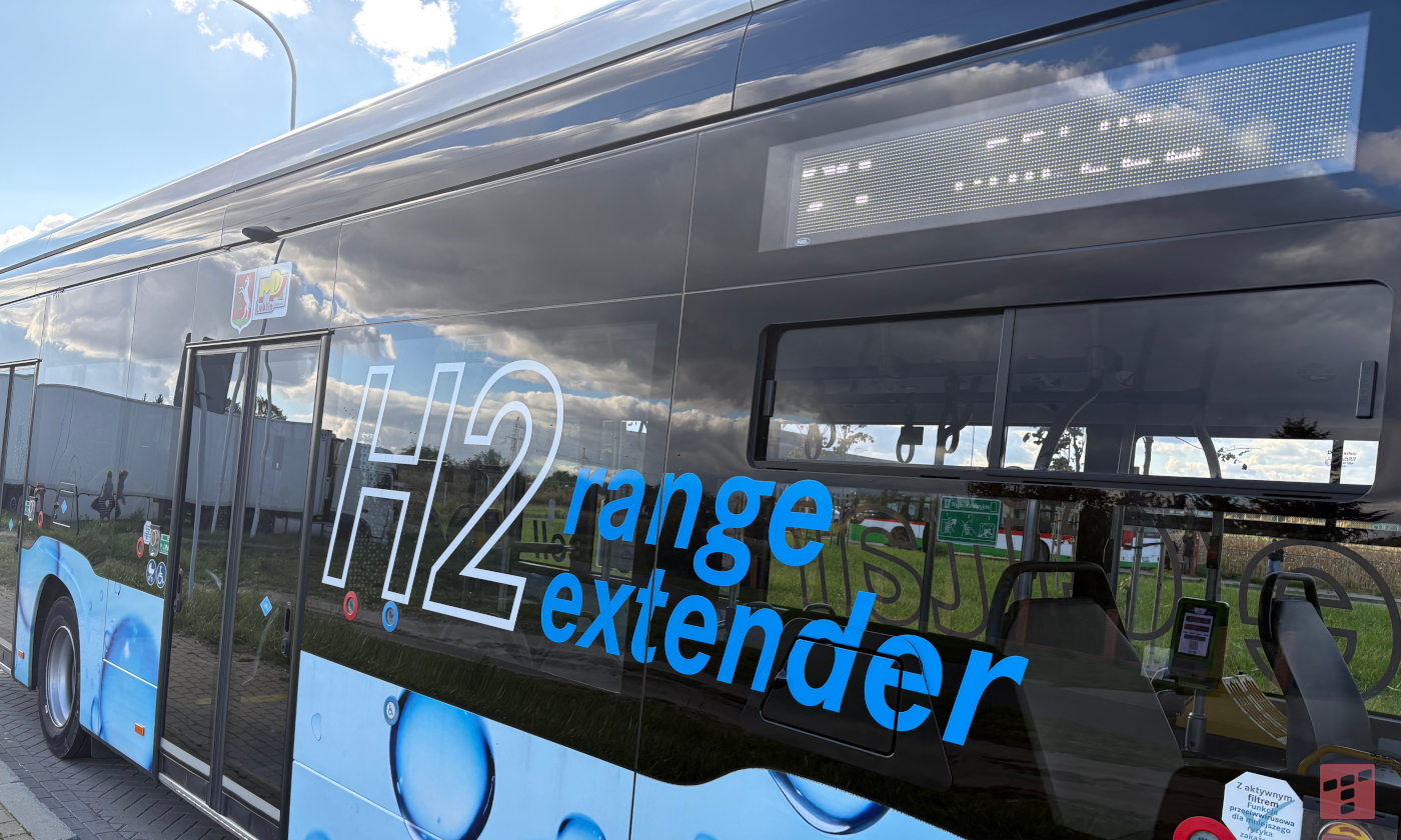 Jechałem testowym autobusem wodorowym. Przy takiej flocie mógłbym zrezygnować z auta