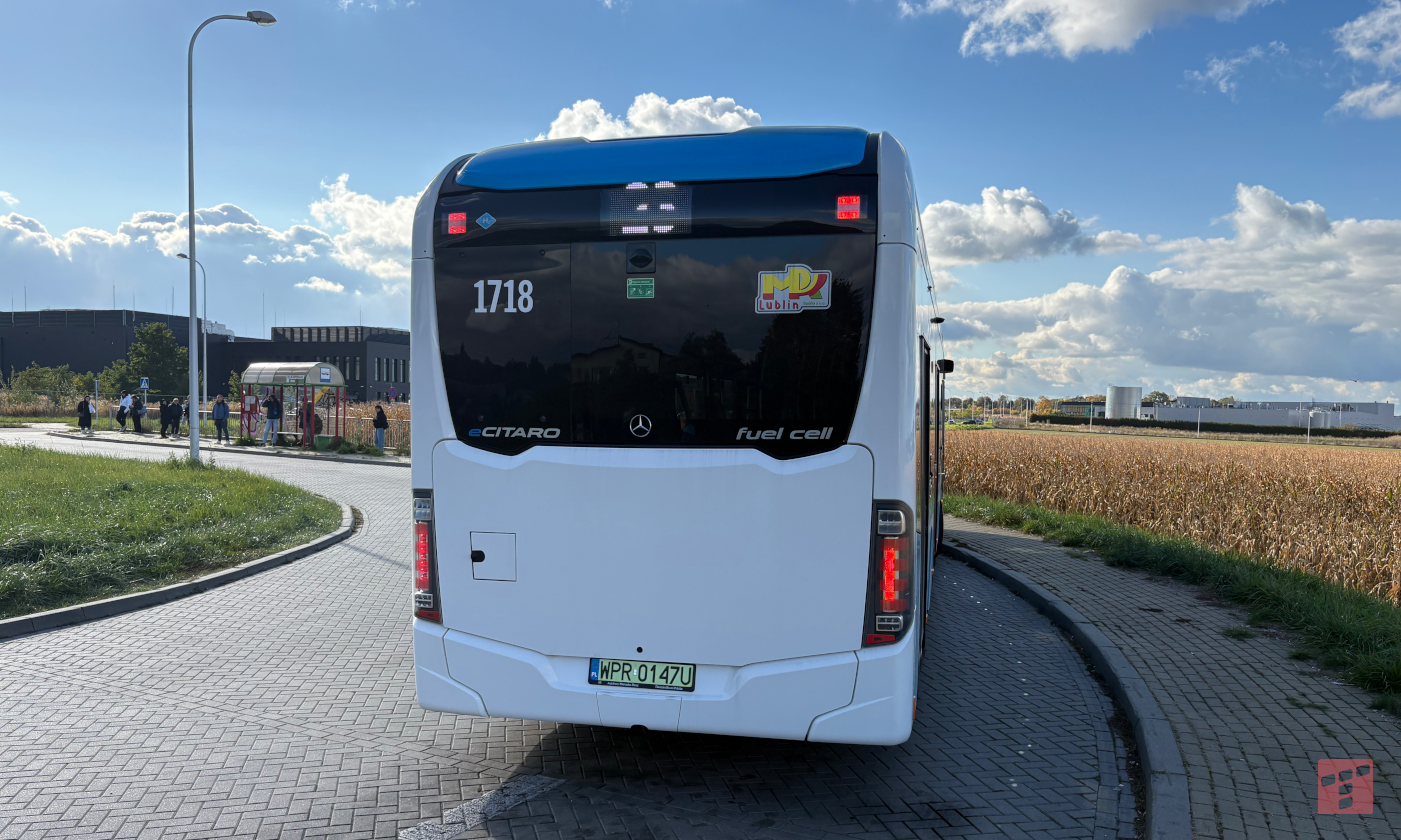 Jechałem testowym autobusem wodorowym. Przy takiej flocie mógłbym zrezygnować z auta