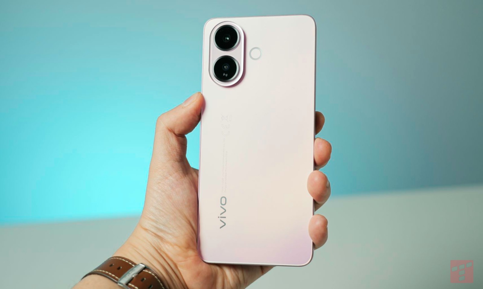 Ma być prosto i bez stresu? Wybierz ten telefon i ciesz się jesienią