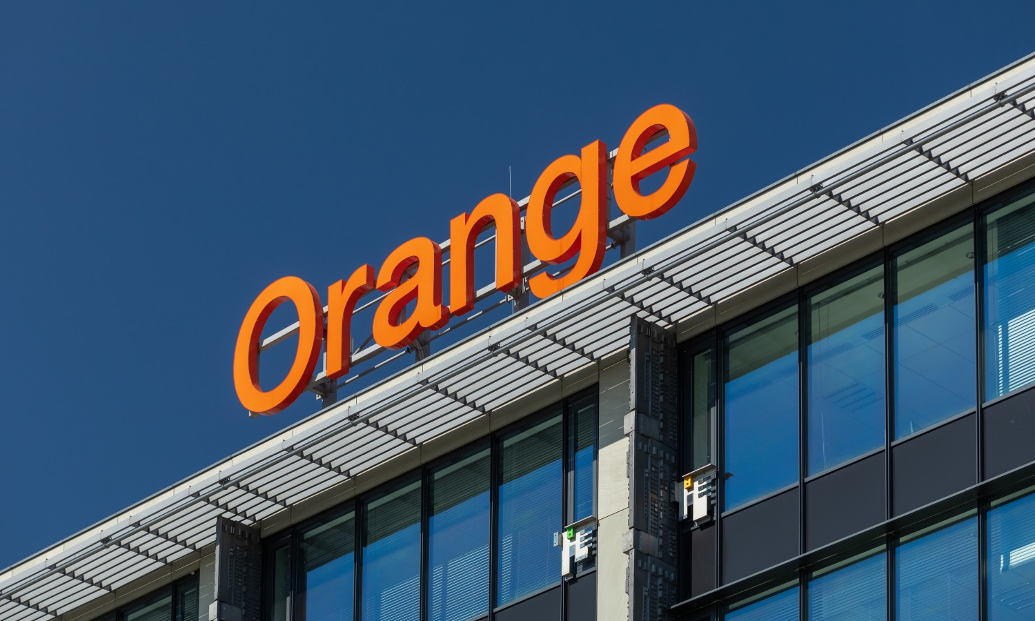 Orange podał wyniki za 3Q2025. Pomarańczowi rosną w siłę
