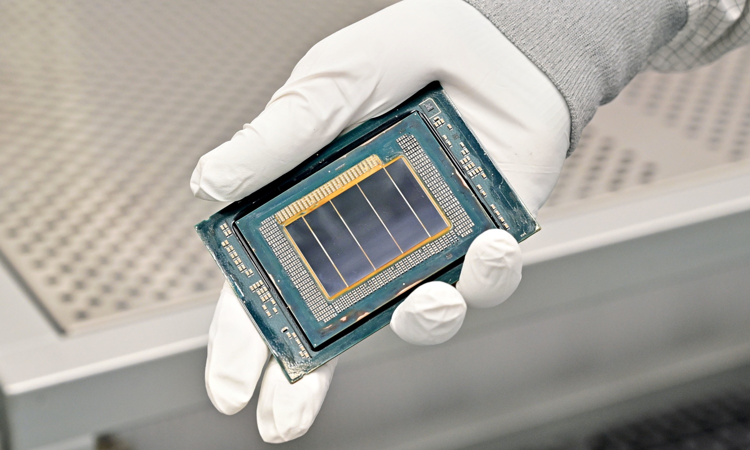 Intel ma problem. Popyt przewyższa podaż, ale nie tam gdzie powinien