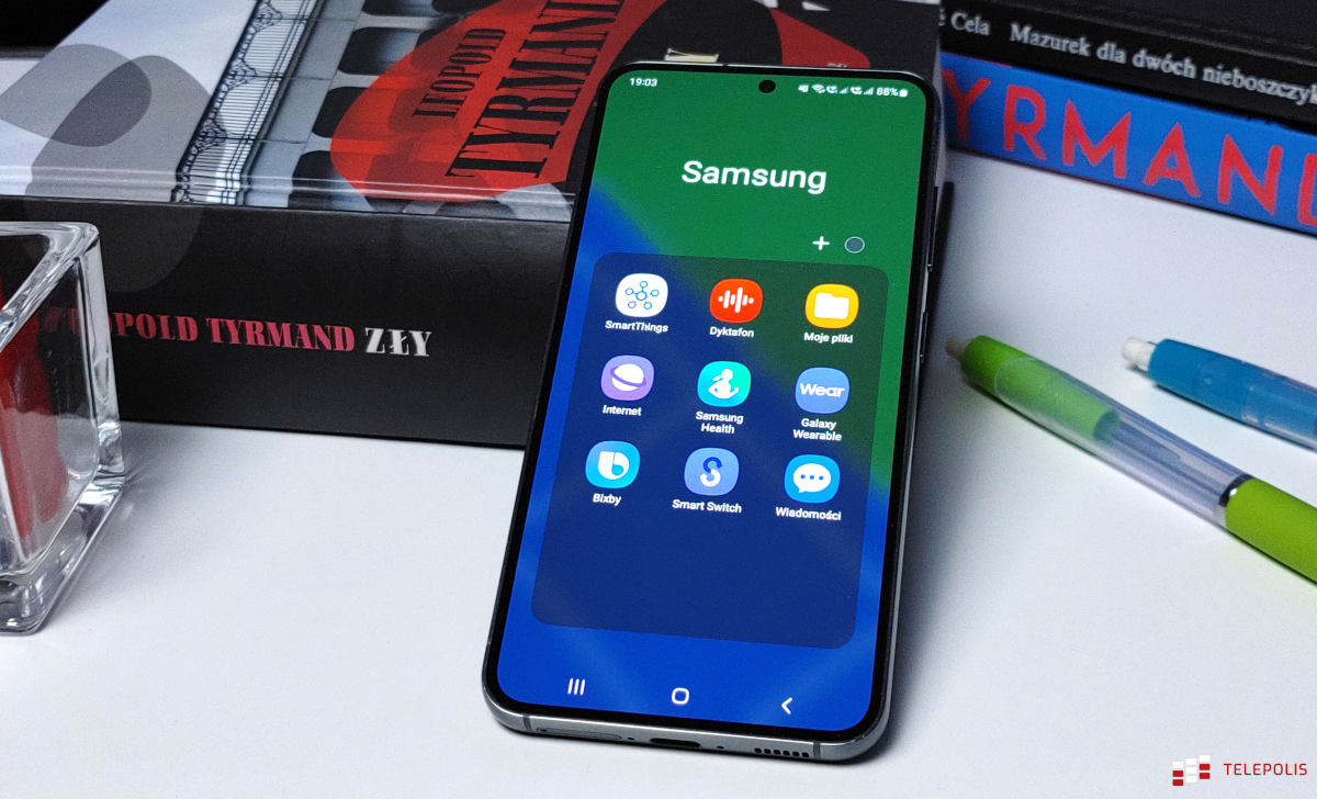 Samsung się ogarnął. Aktualizacja One UI 8 leci dalej