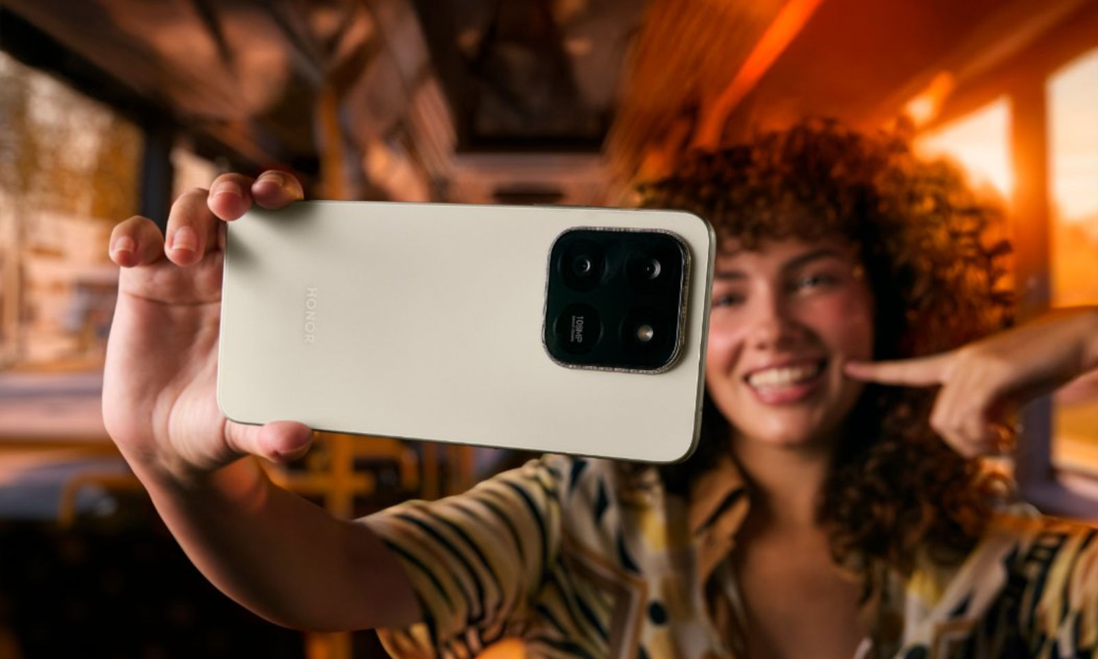 Honor 400 Smart, budżetowiec z pancerzem nosorożca. Już w Polsce