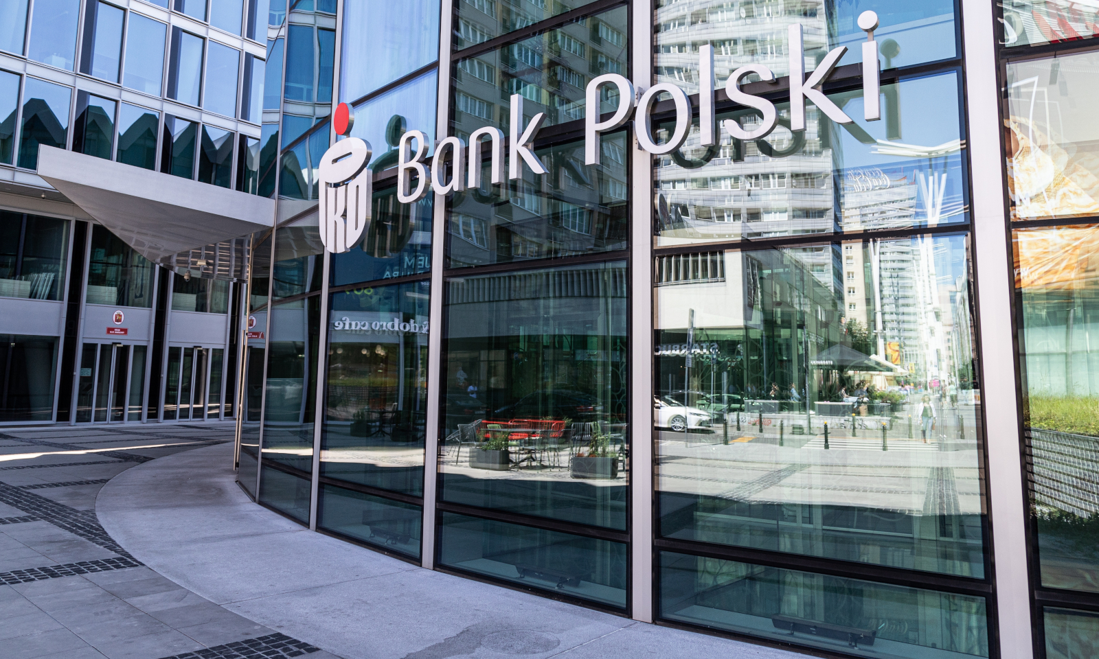 PKO BP z nietypowym komunikatem. O pieniądze się nie martw