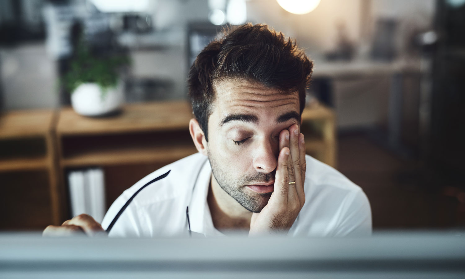 Naukowcy: dwie maleńkie cząsteczki mogą powstrzymać ślepotę