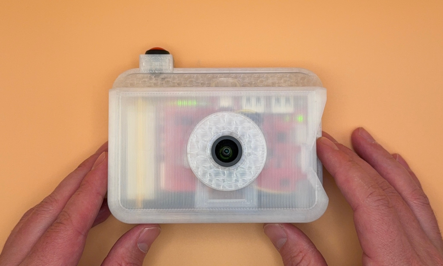 Możesz ufać tylko zdjęciom z tego aparatu. AI ich nie podrobi