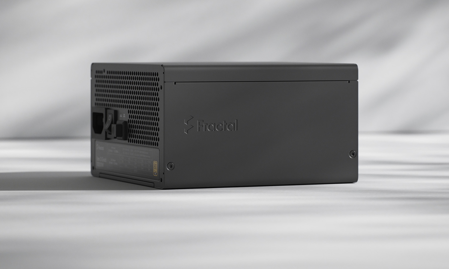 Fractal jest pewny swego. Ten zasilacz ma aż 10 lat gwarancji