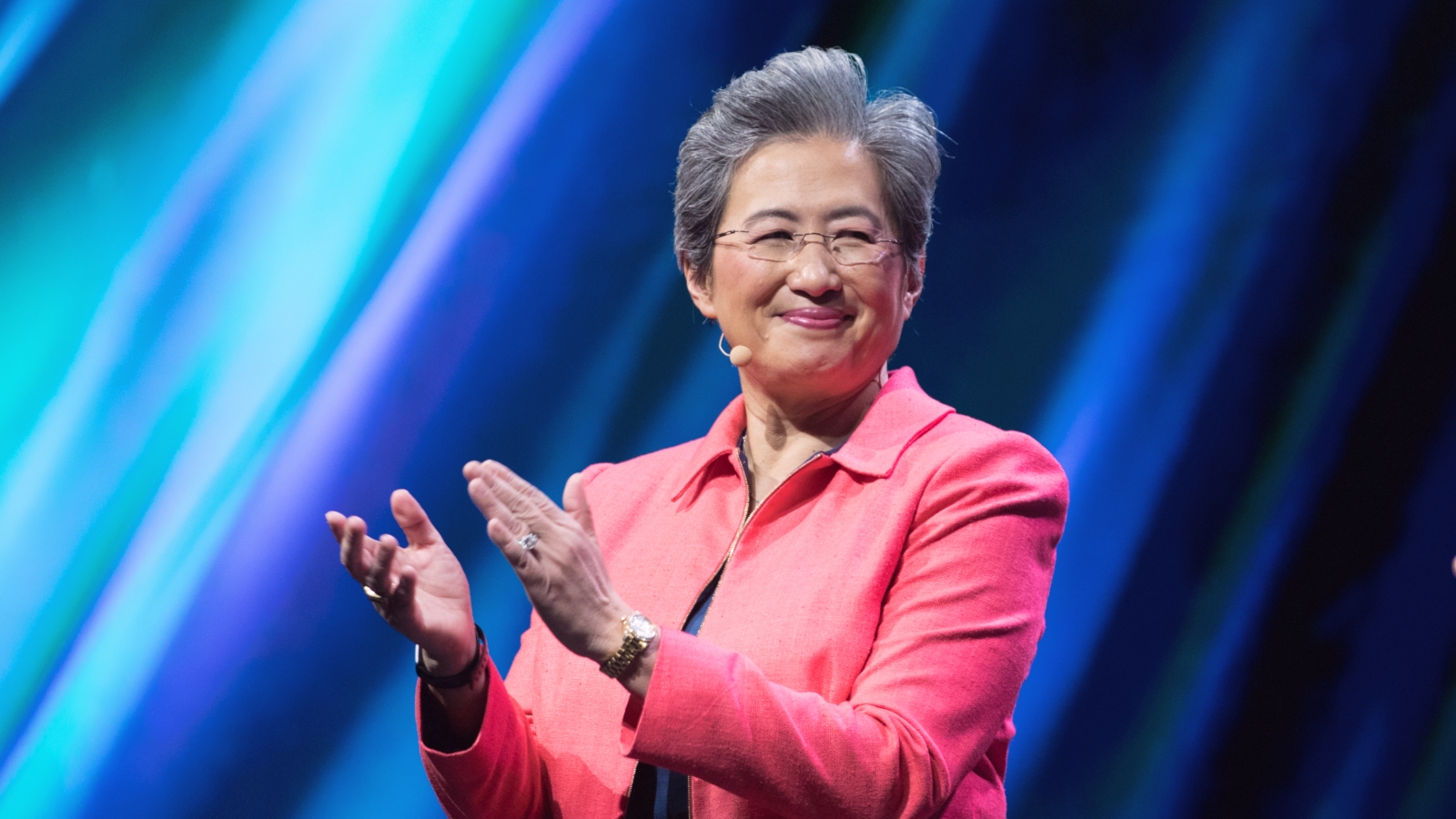 AMD zmienia śpiewkę. Z początkowej pewności siebie do ostrożności