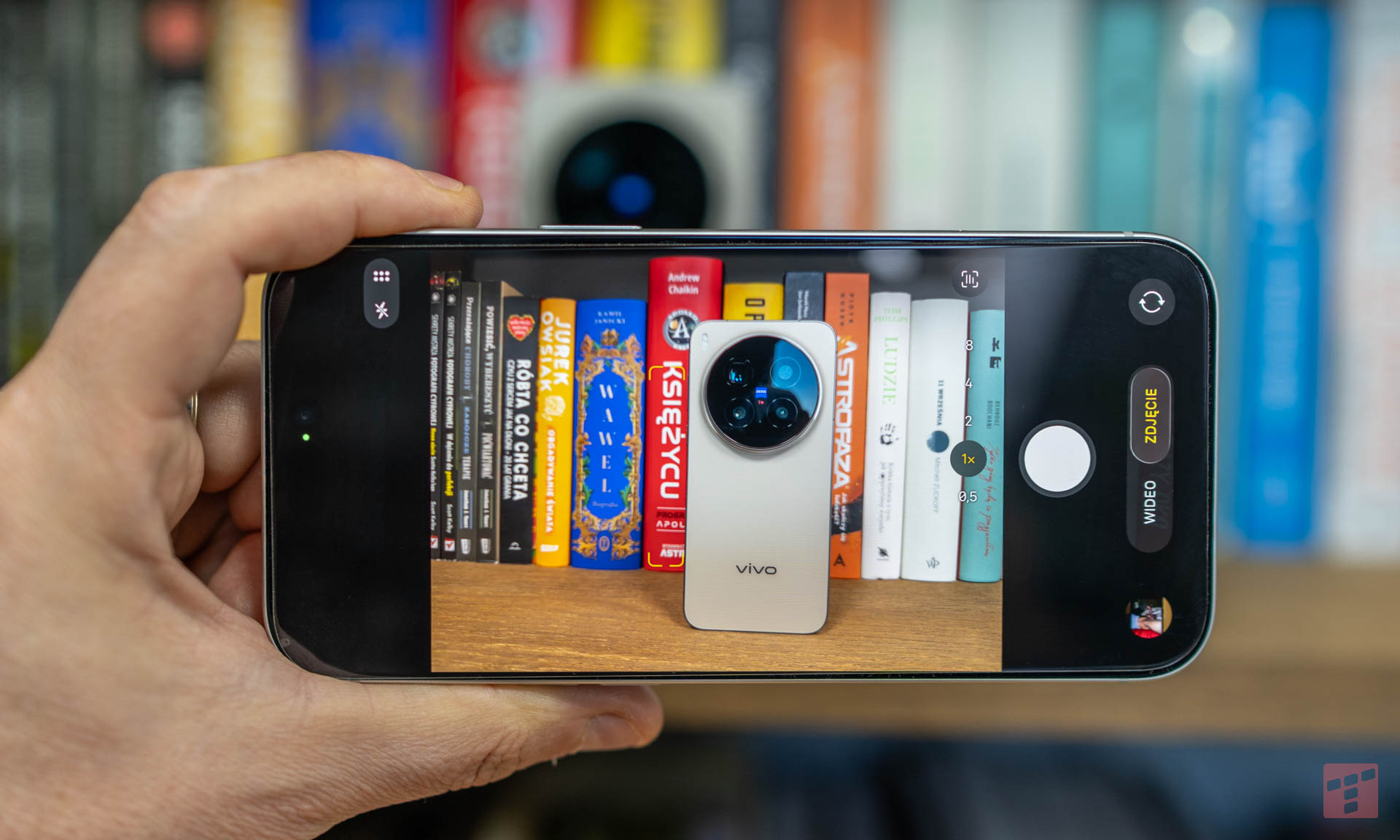 iPhone 17 Pro Max vs Vivo X300 Pro. Kto wygra?