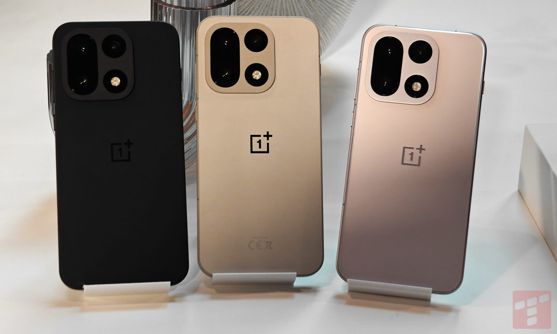 OnePlus 15 już w Polsce. Na start sprzedaży mocna promocja