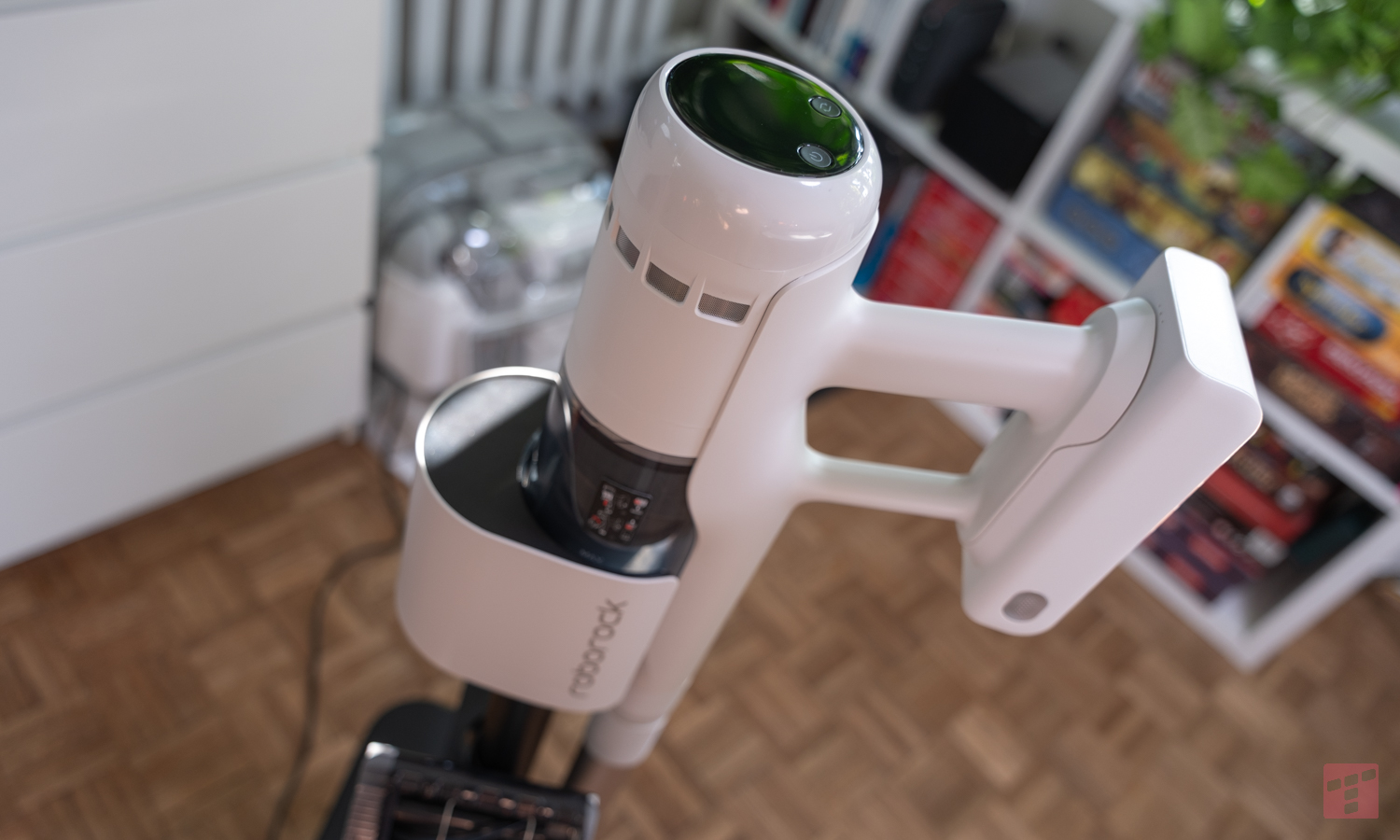 Roborock H60 Hub ma automatyczne opróżnianie przy cenie 999 zł (test)