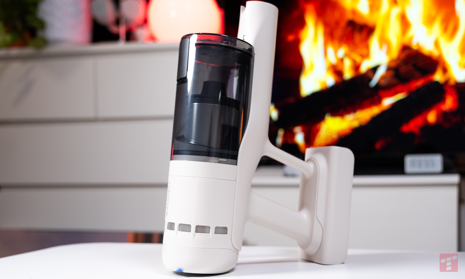 Roborock H60 Hub ma automatyczne opróżnianie przy cenie 999 zł (test)