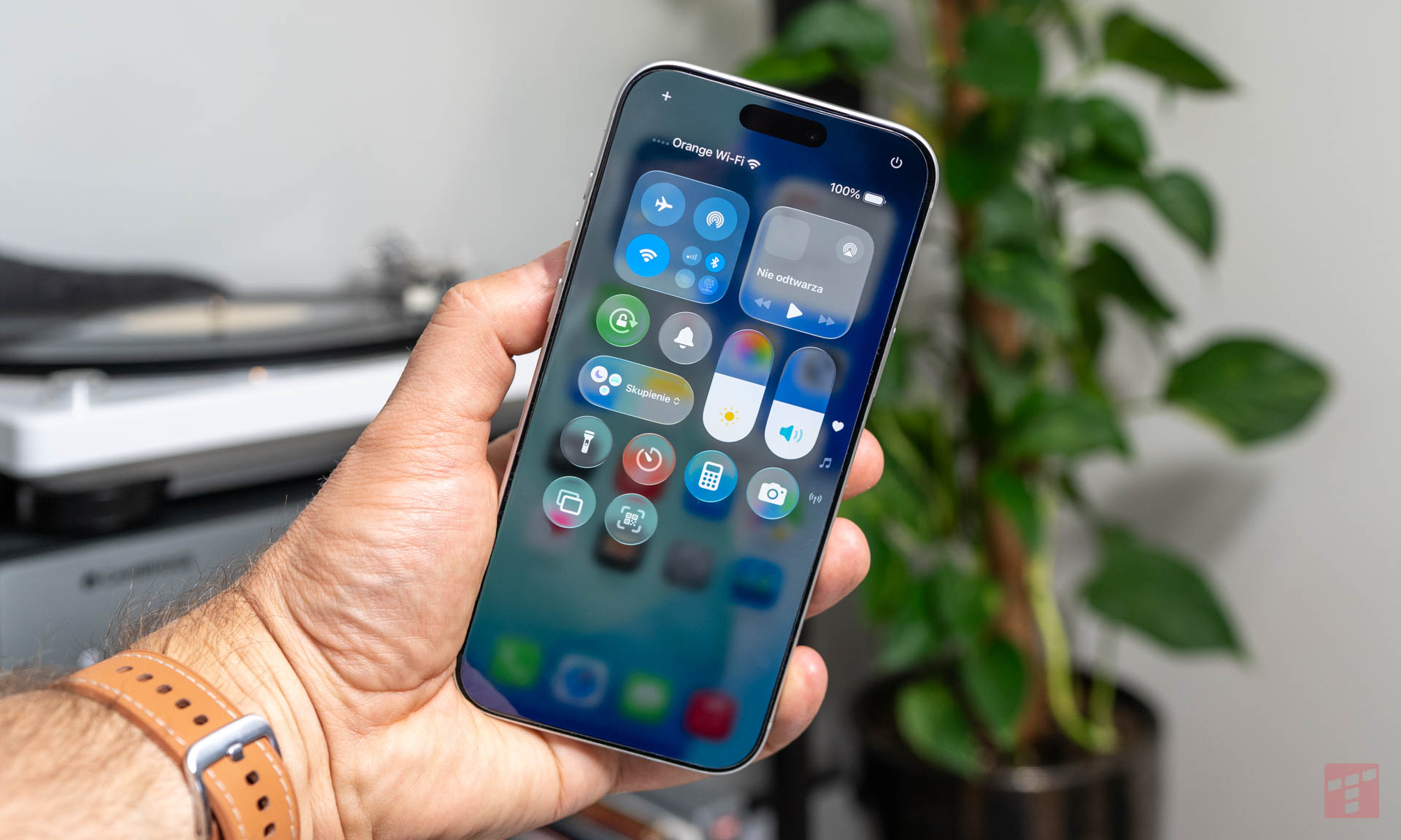 Apple zmienia plany co do nowych iPhone'ów. Będą dwie osobne premiery