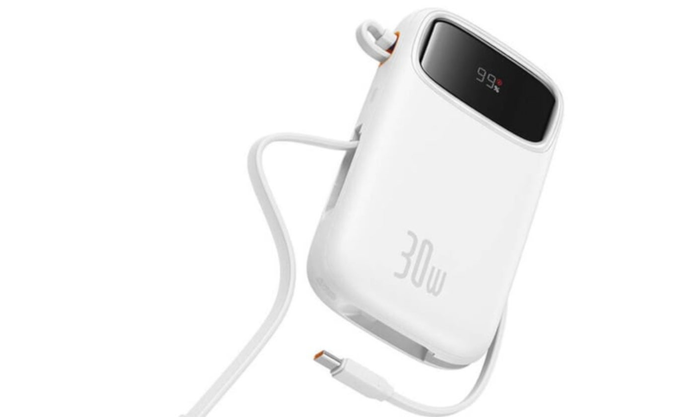 Szybki, poręczny, ze zintegrowanym kablem, a teraz jest za pół ceny. Oto powerbank idealny