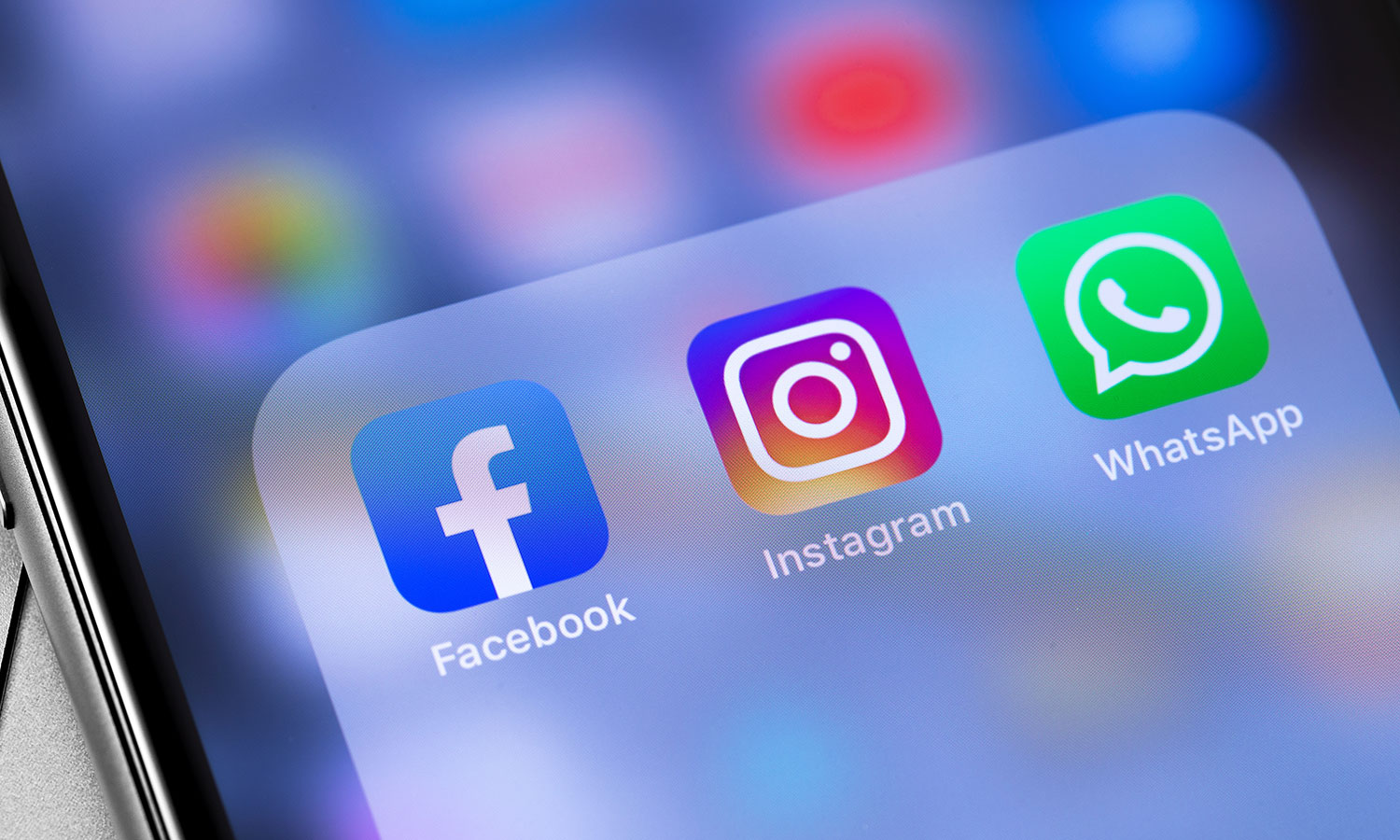 Meta może otwierać szampana. Chodzi o WhatsAppa i Instagrama